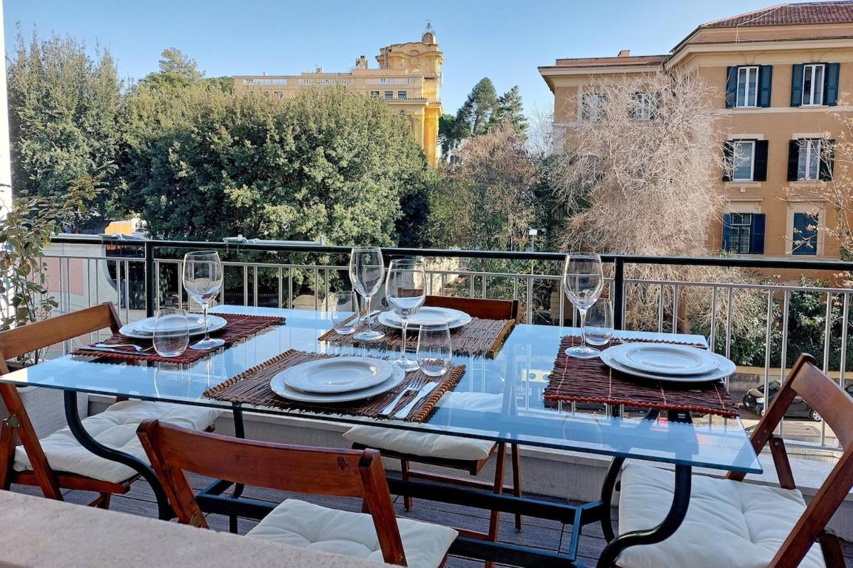 Residenza Belvedere Luxuryaparment-pool&balcony-jacuzzi-aircond-wifi * Rome