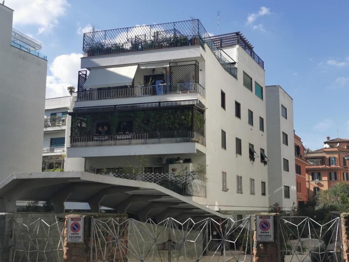 Apartment Residenza Belvedere Luxuryaparment-pool&balcony-jacuzzi-aircond-wifi Rome