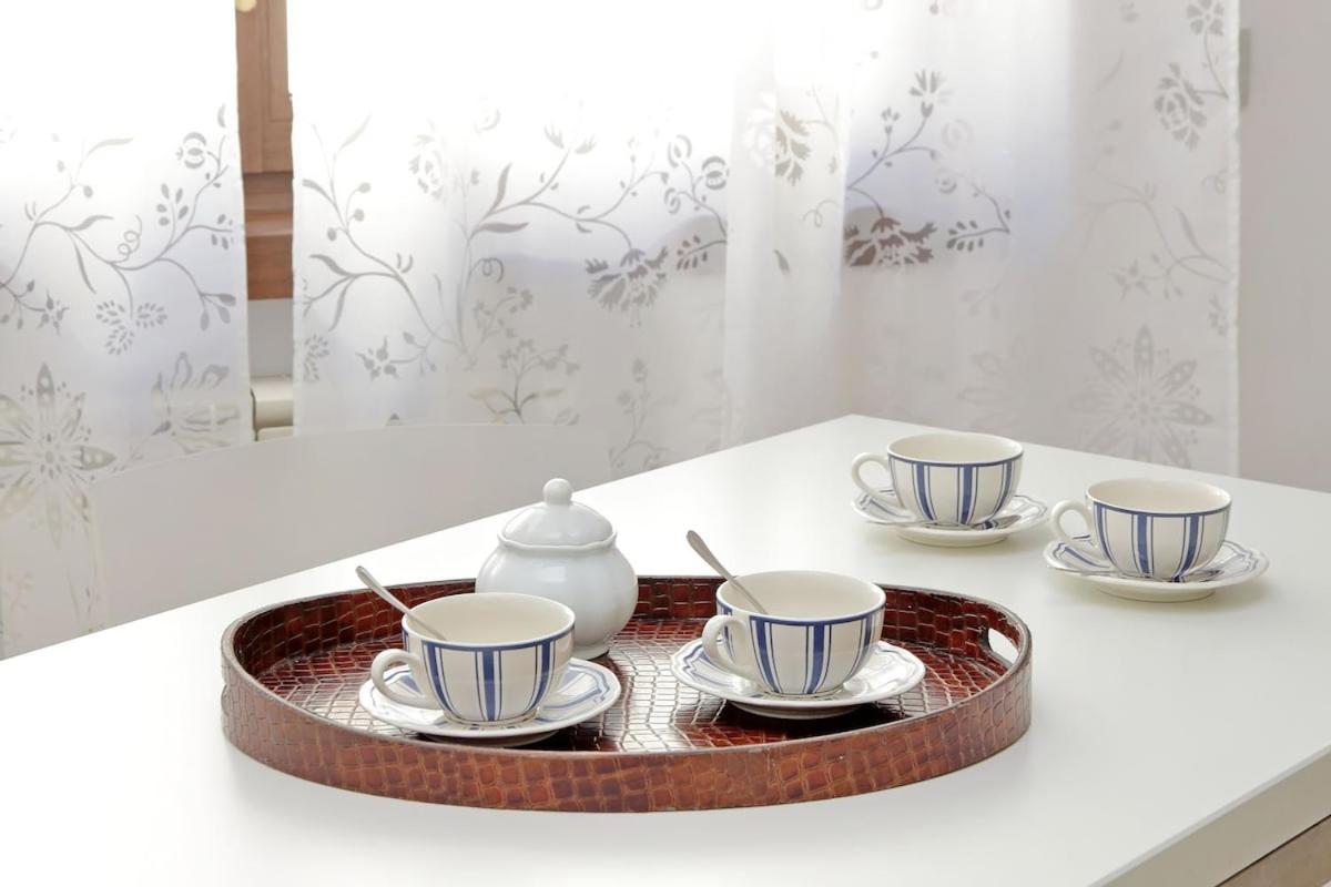 Apartment Residenza Belvedere Luxuryaparment-pool&balcony-jacuzzi-aircond-wifi Rome