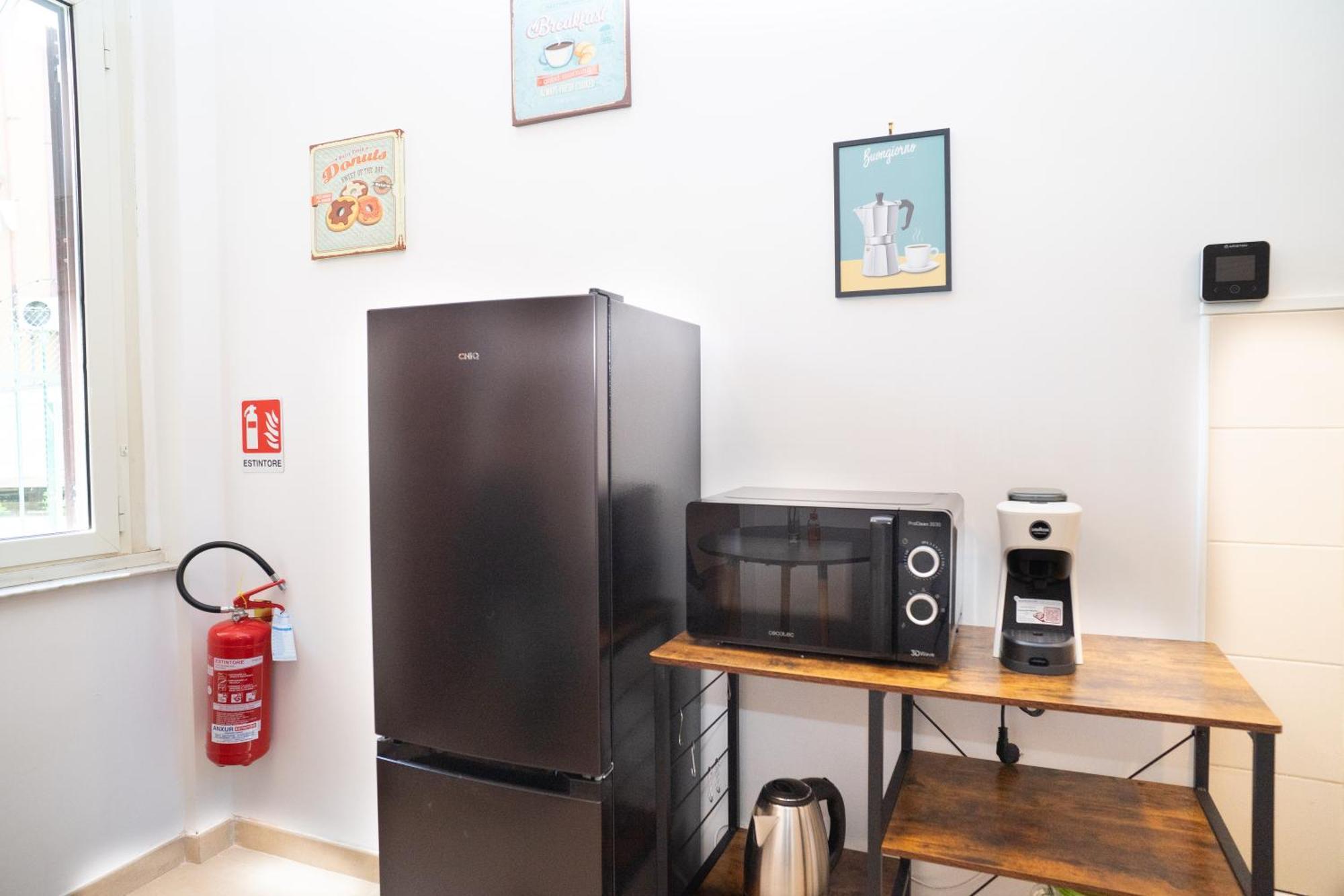 Modern Two-room For 2, 20 Minutes From Termini