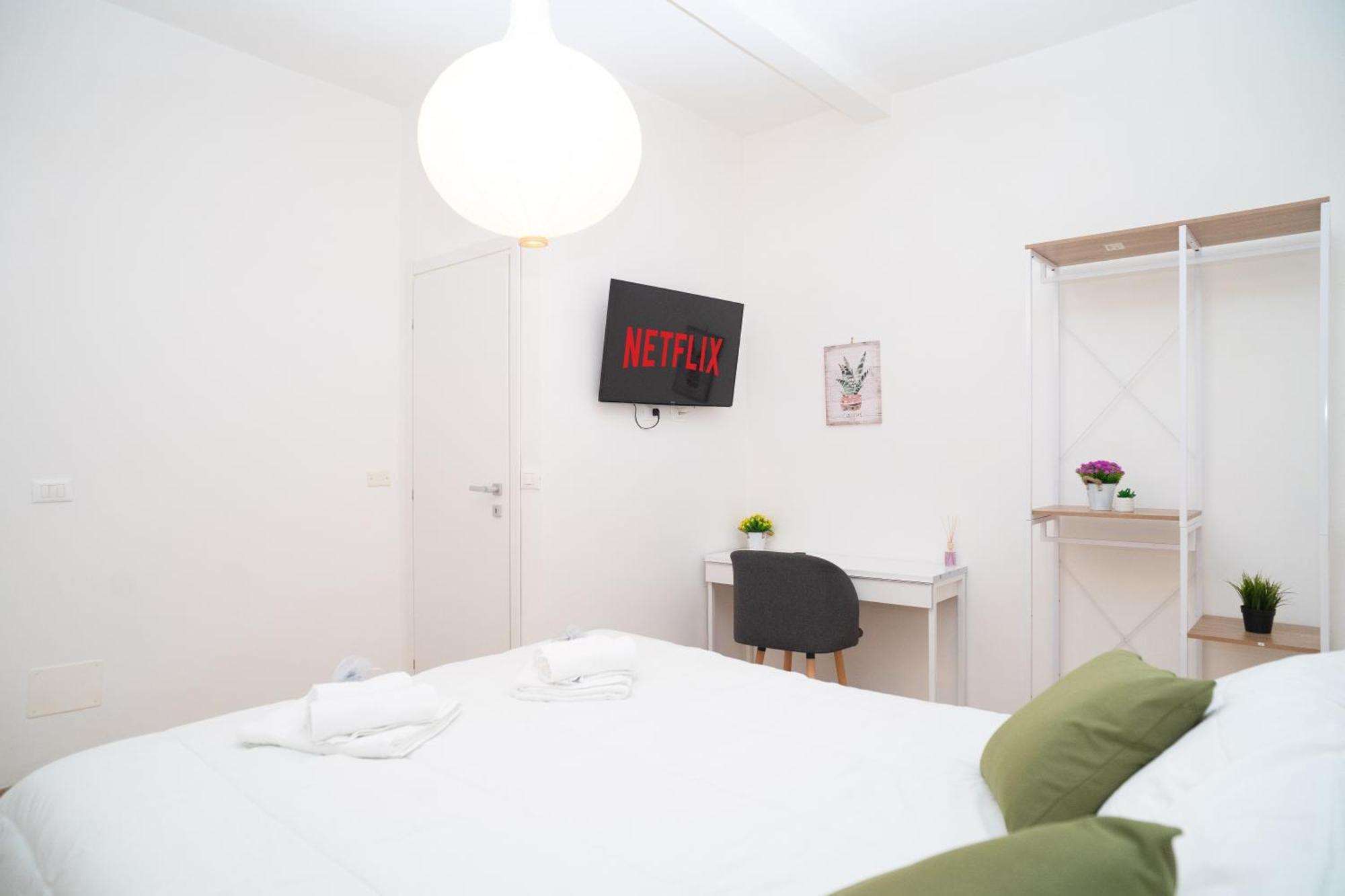 Modern Two-room For 2, 20 Minutes From Termini Rome