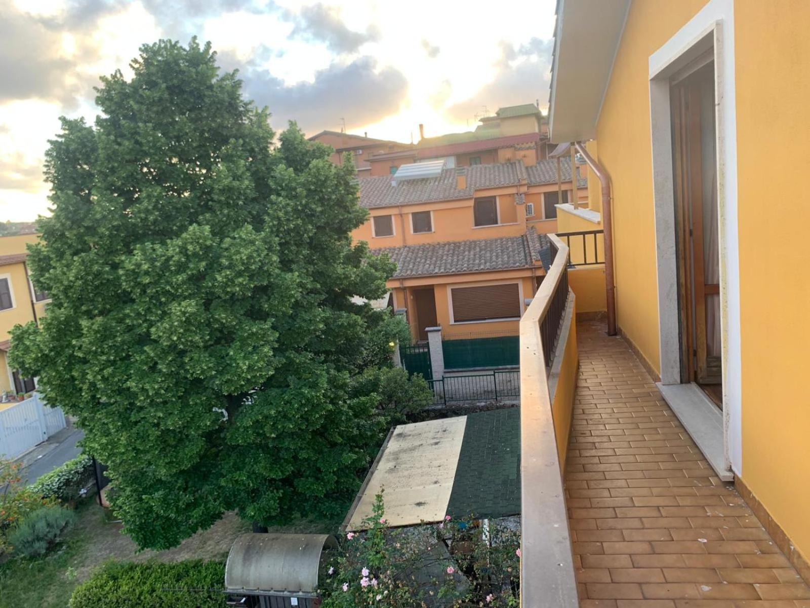 Apartment Grande Su Due Livelli Con Terrazza