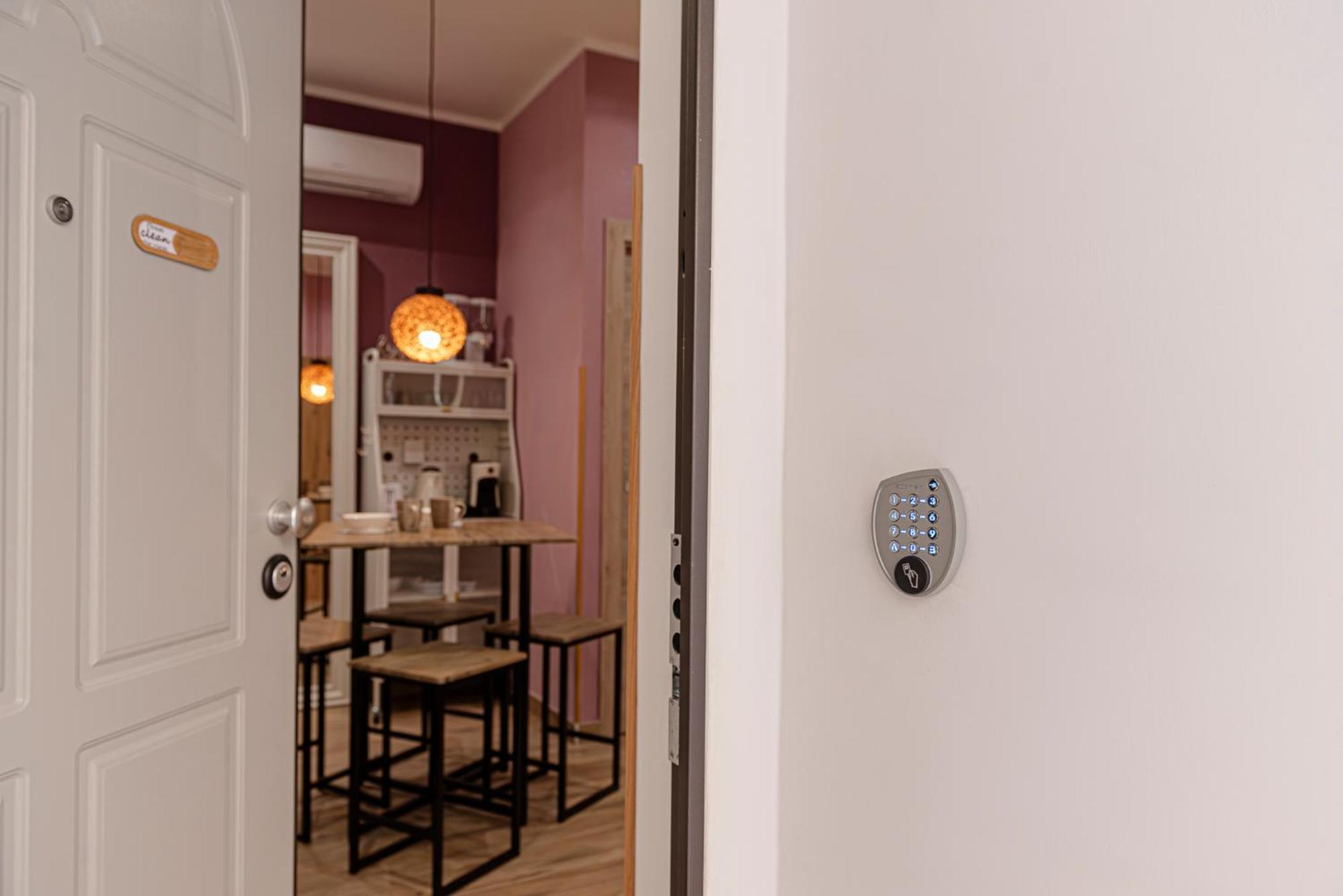 Guest house Helle Hus - 200m From Piazza Bologna Metro And 10 Minutes From The Colosseum *