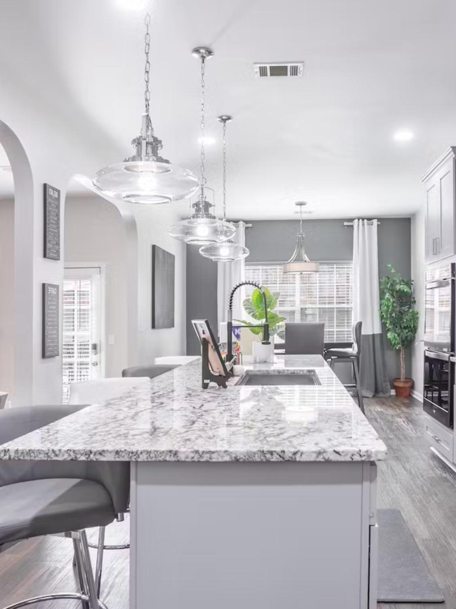 Montecito Apartment