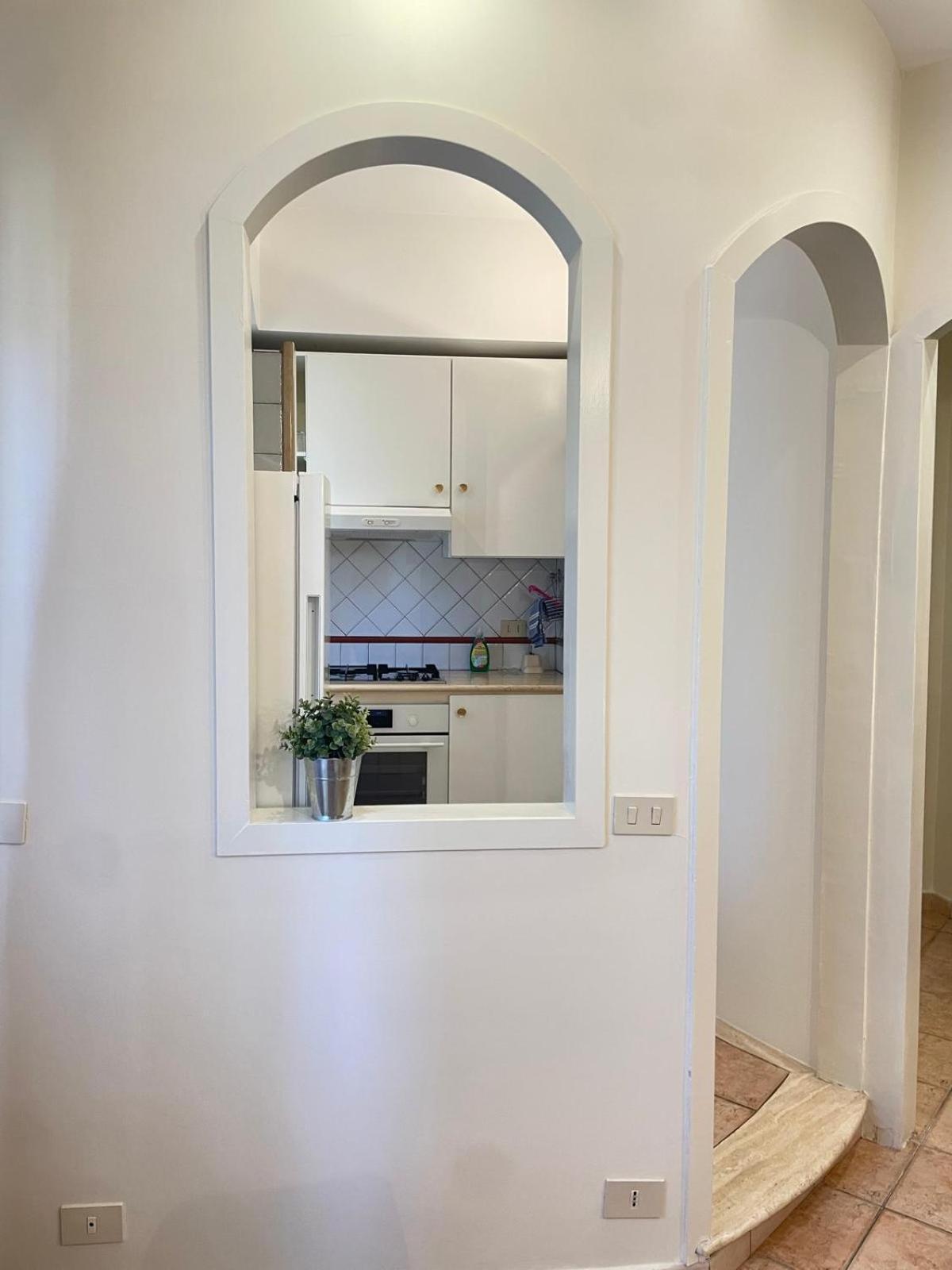 Elegance In Comfort And Style Apartment