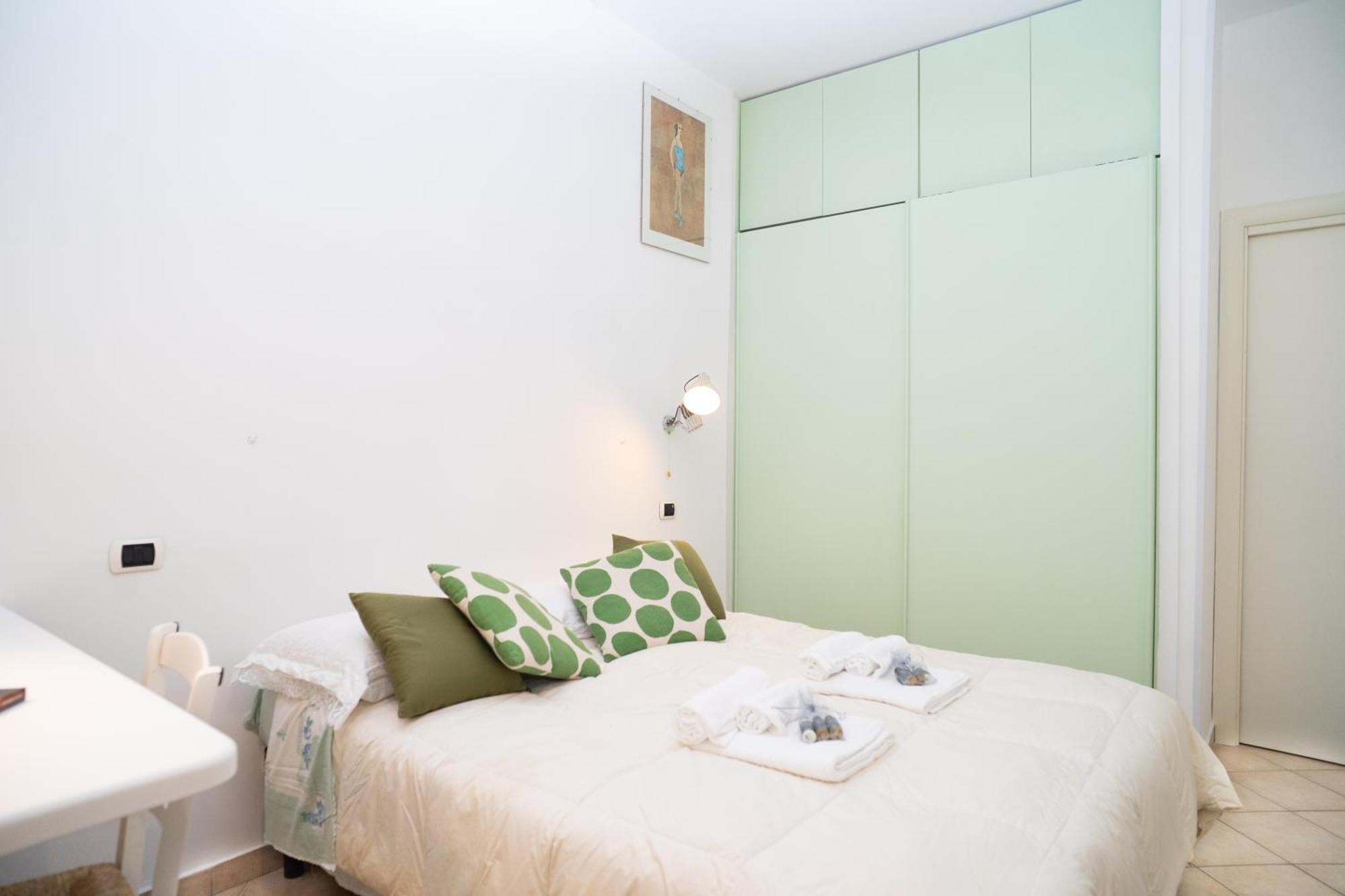 Apartment Retro Near Tiburtina And Metro B Rome