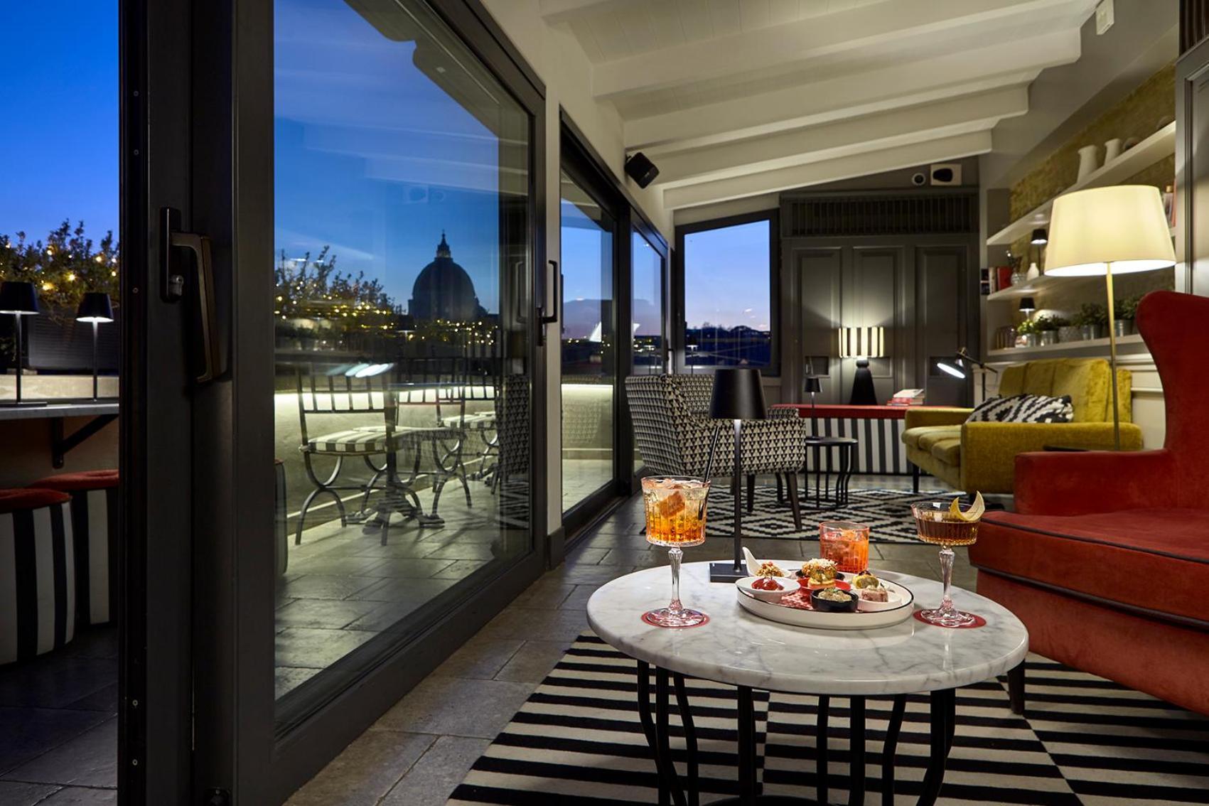 Trianon Borgo Pio 4* Rome