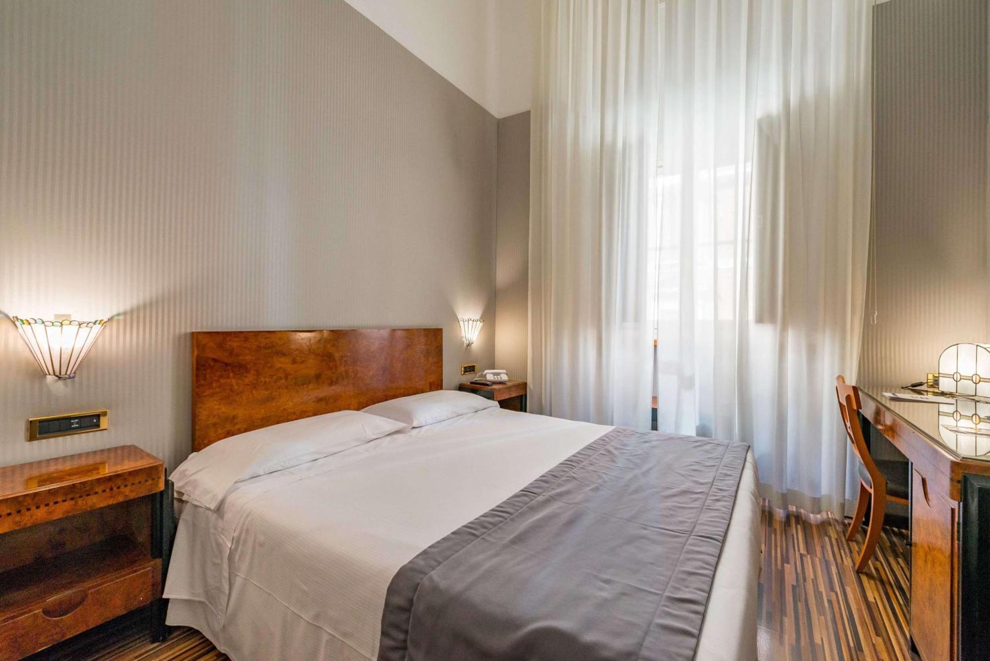 Best Western Artdeco Hotel 4*