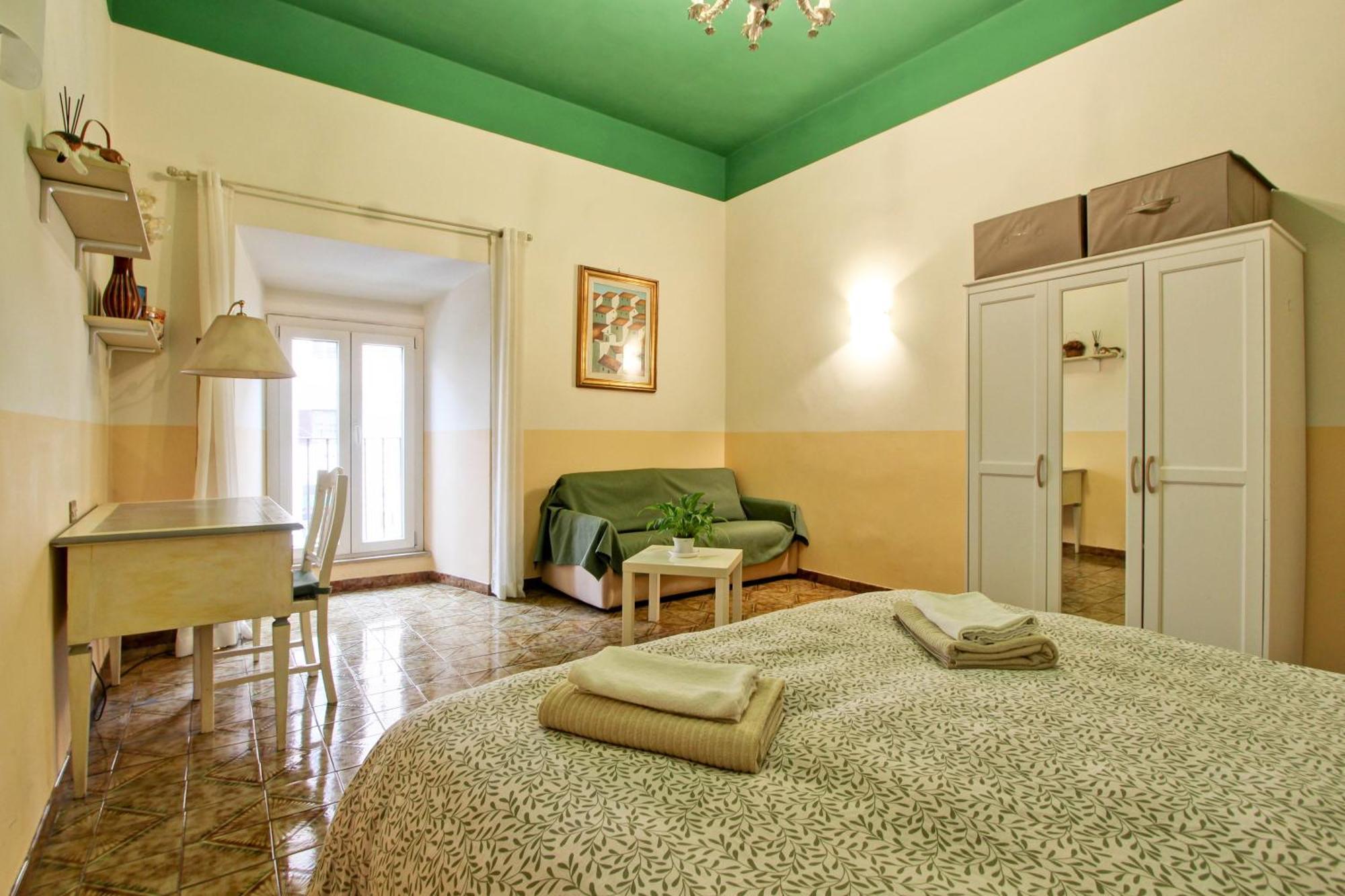 Roman Apartment Appartement *