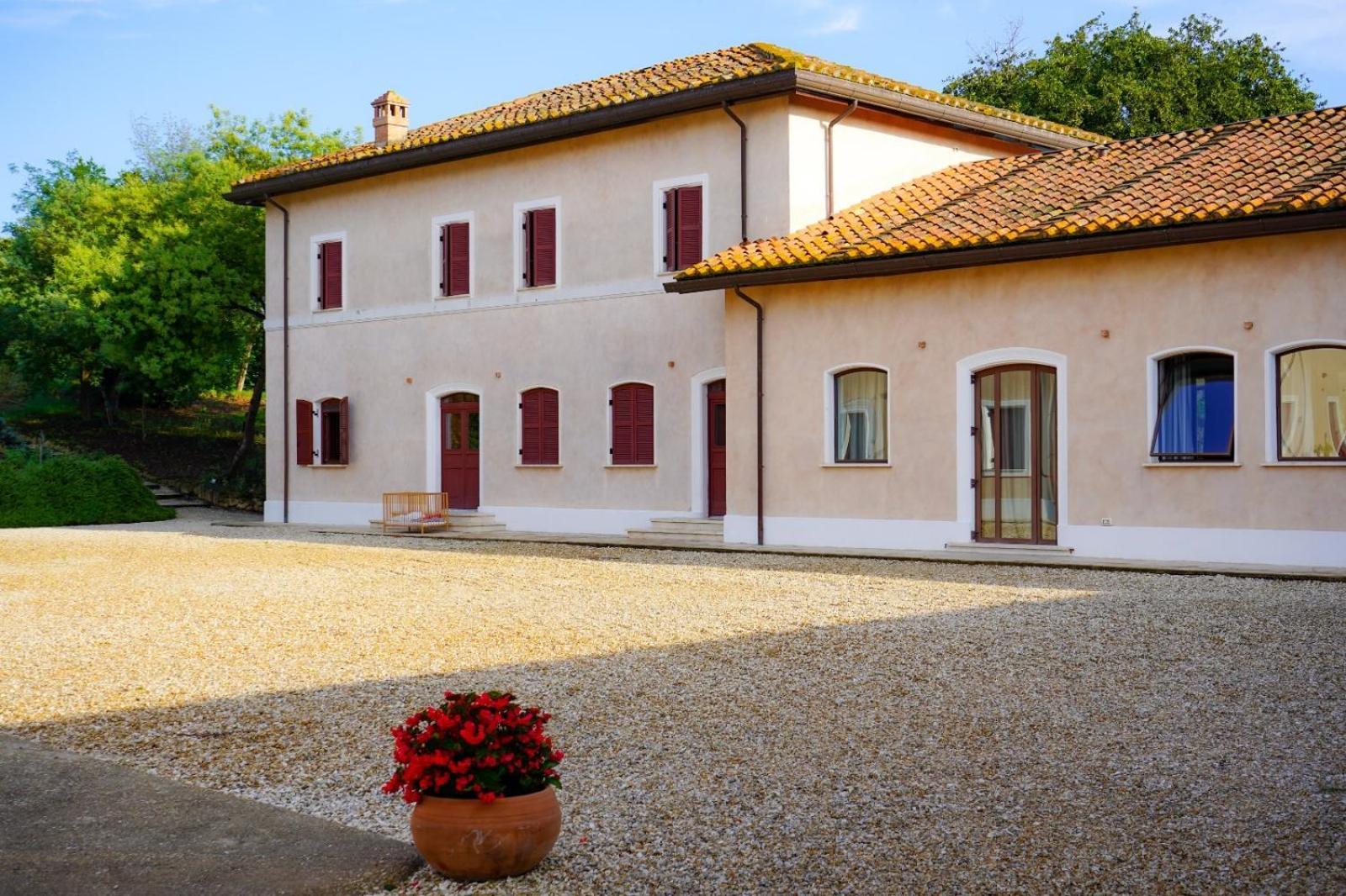Borgo Pallavicini Mori Rome