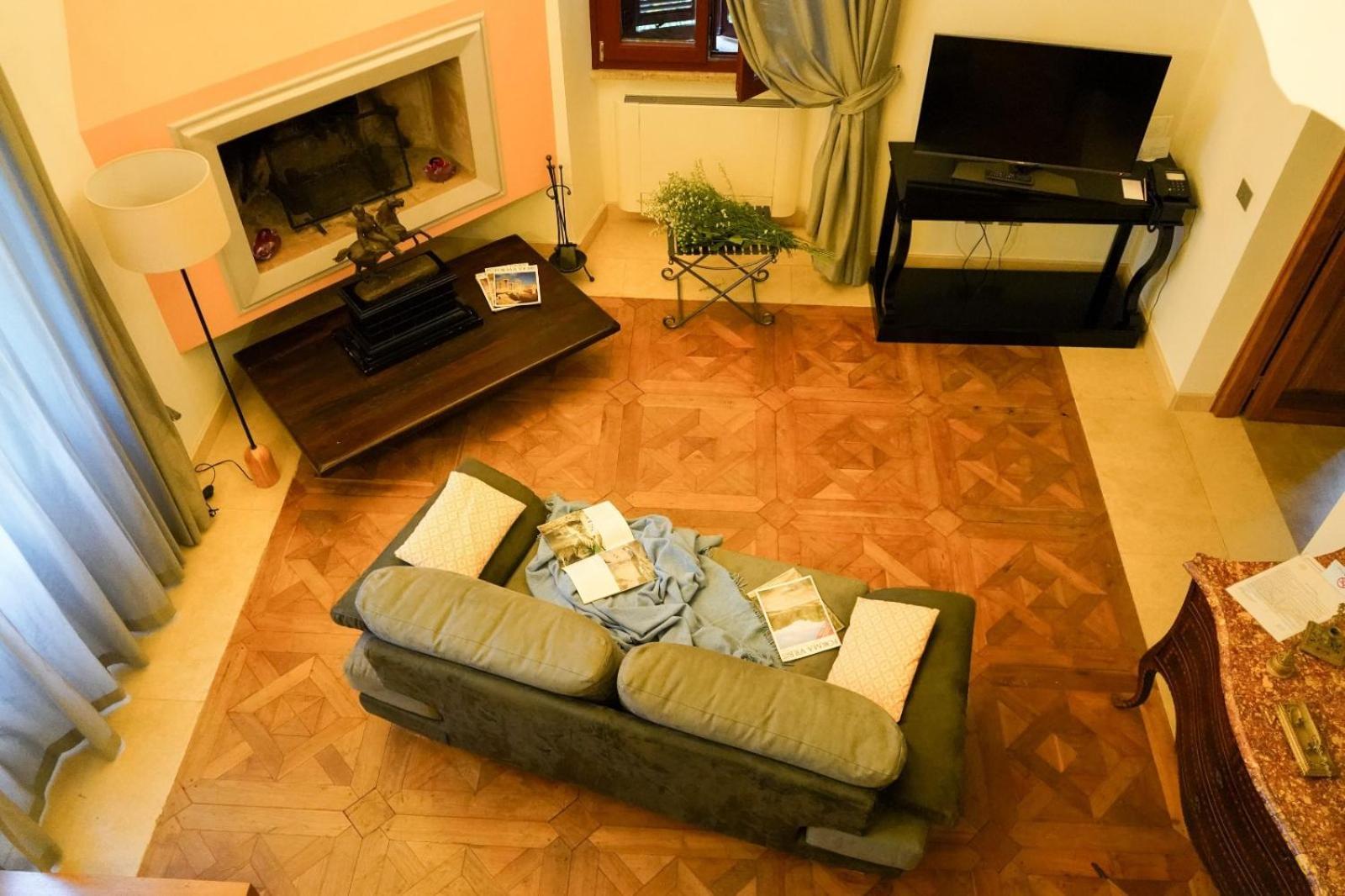Farm stay Borgo Pallavicini Mori