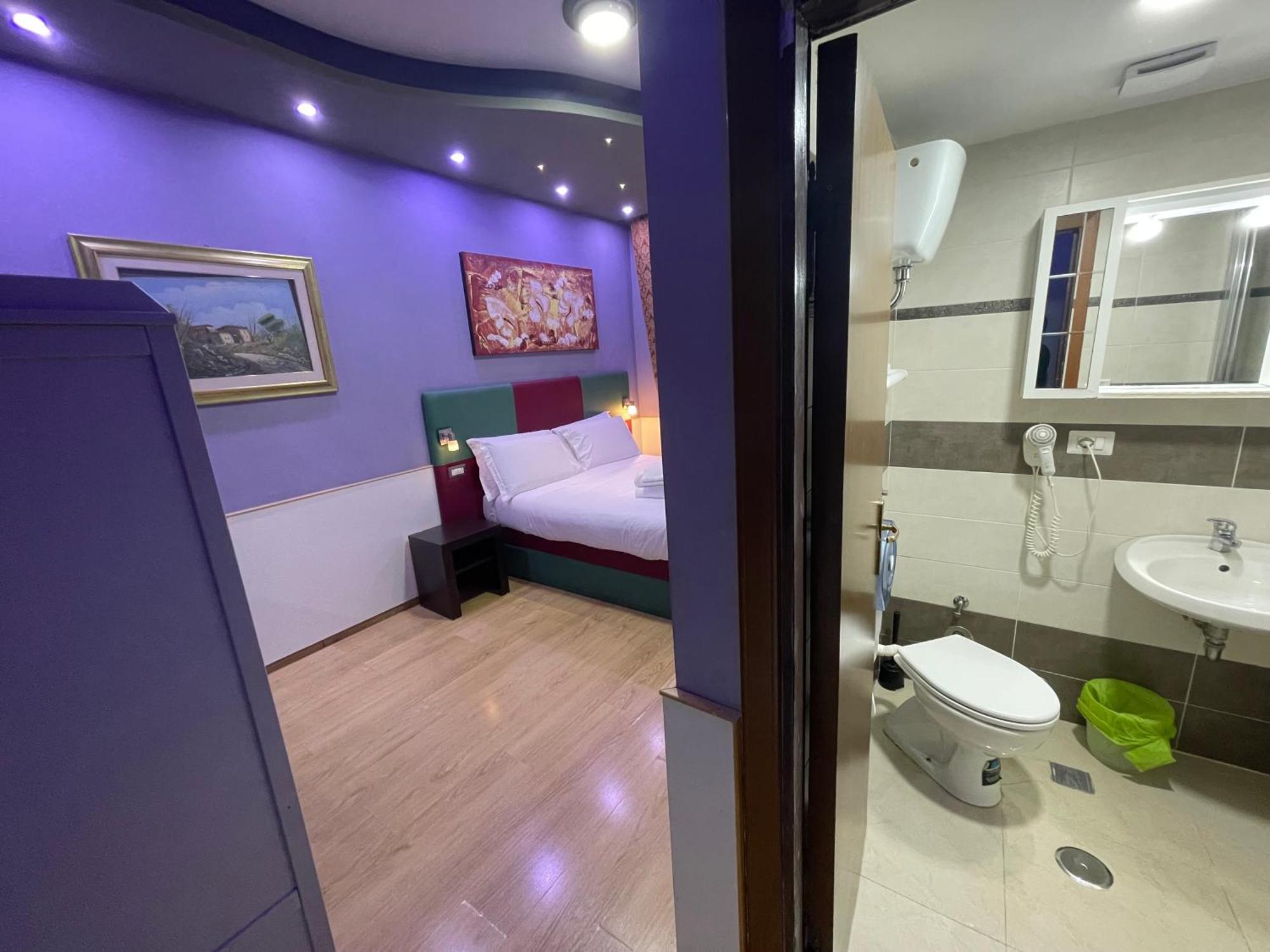 Gold House Guest house Rome