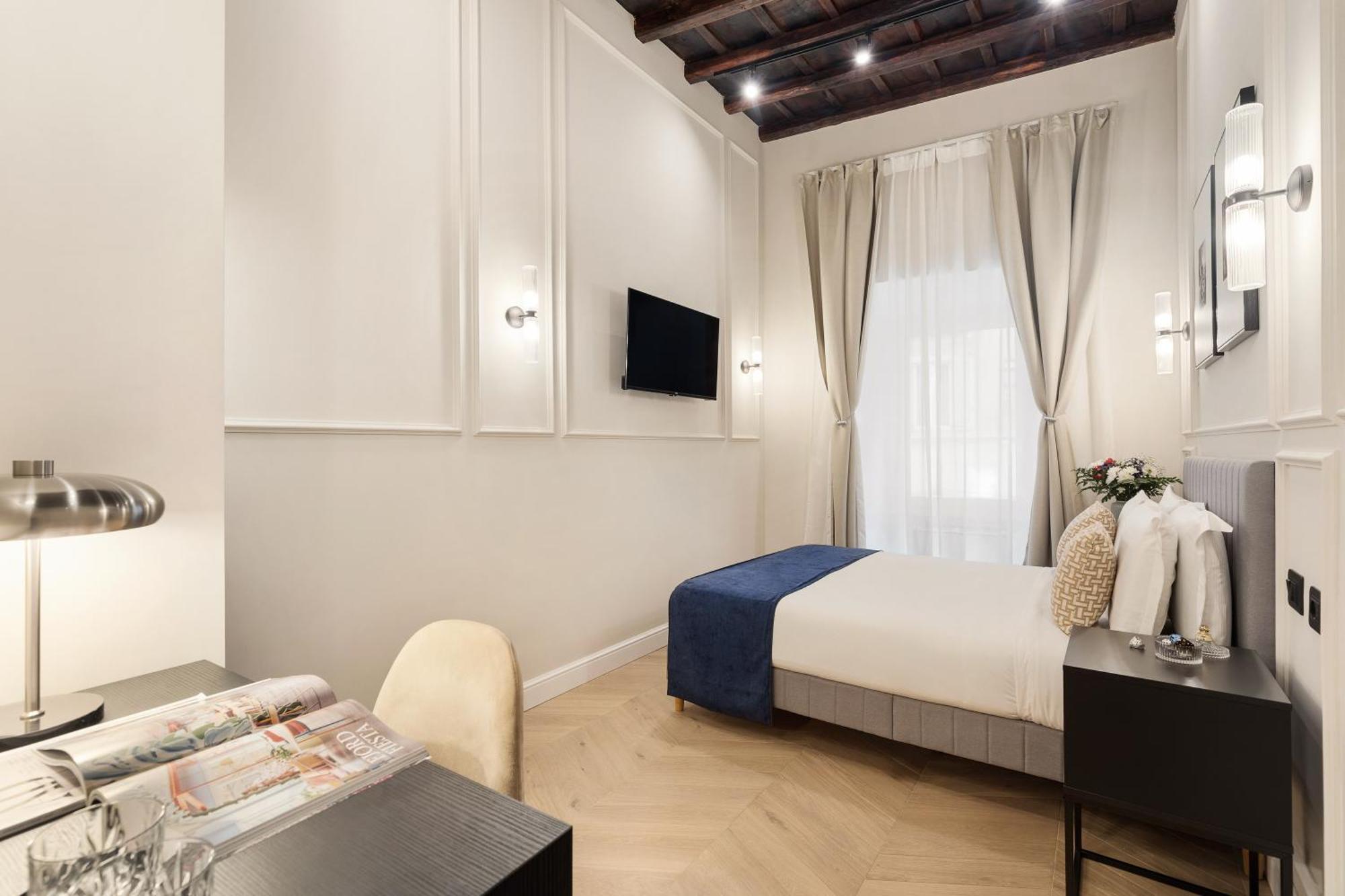 Sistina Boutique