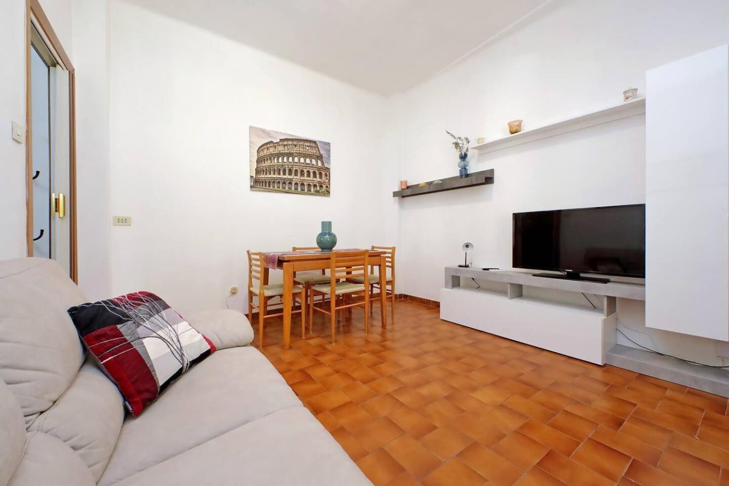 Garbatella Place * Rome