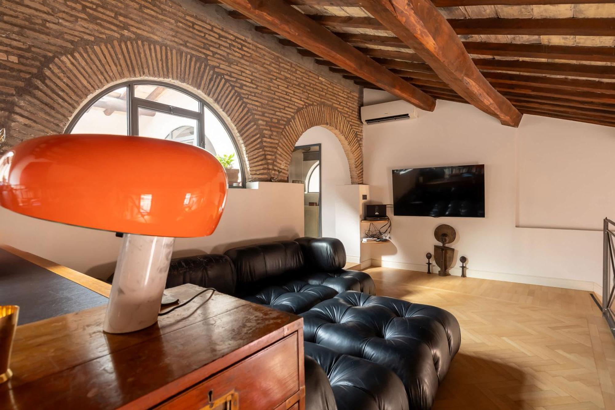 Monti Designer Loft By Romeloft Appartamento
