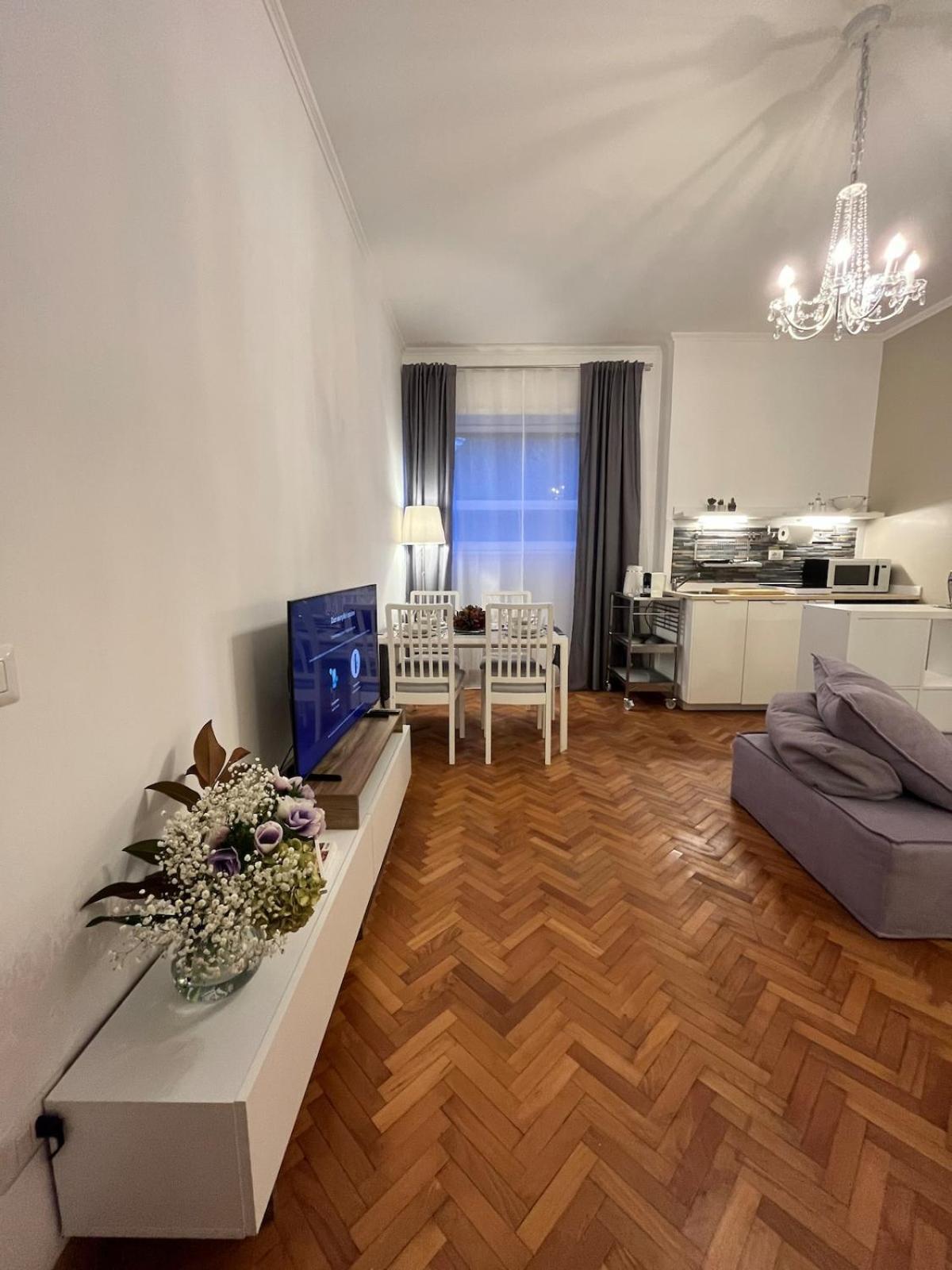 Apartment Cozy Donatello