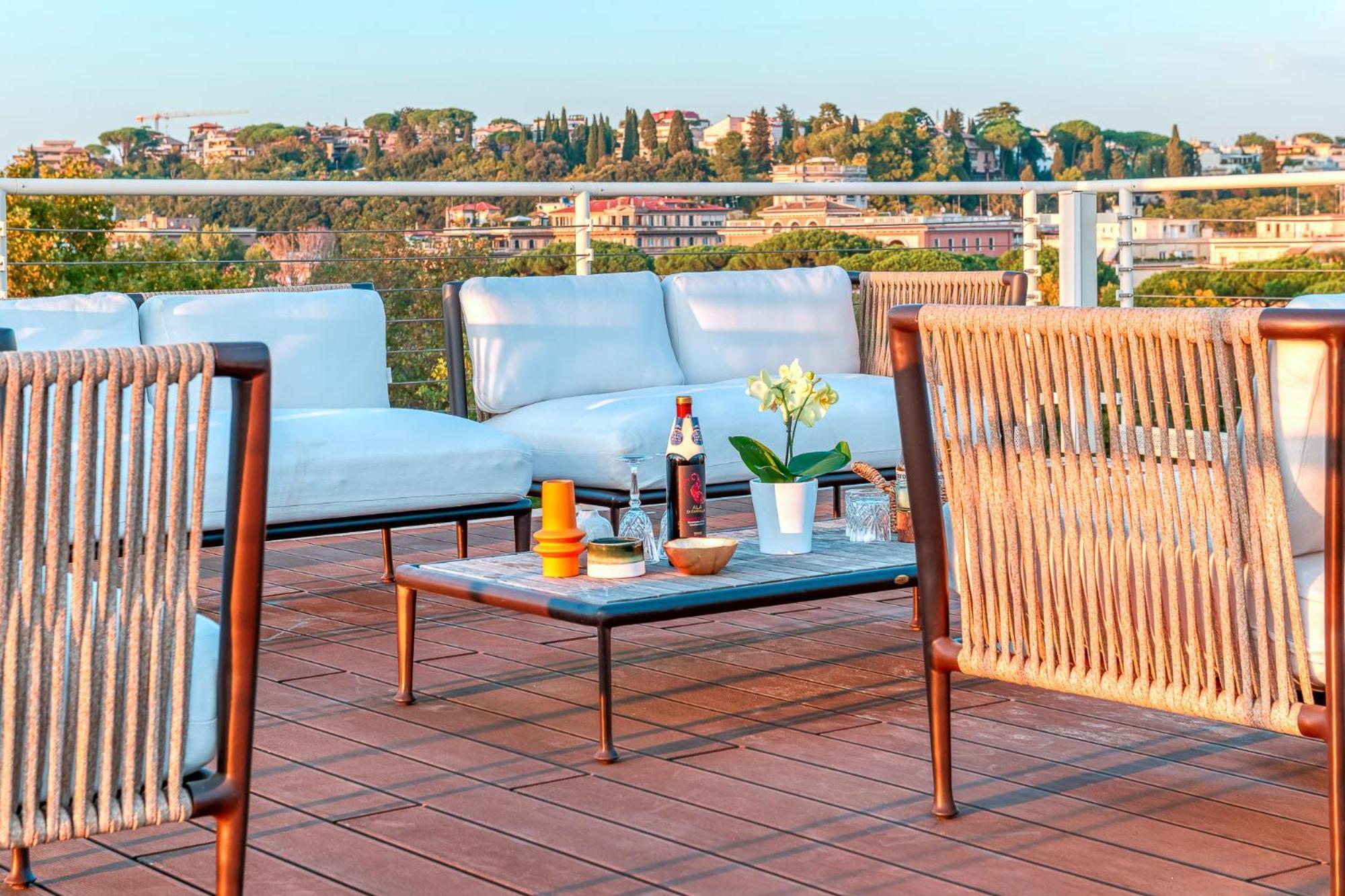 Skylife 360 Rooftop Penthouse Apartment Rome