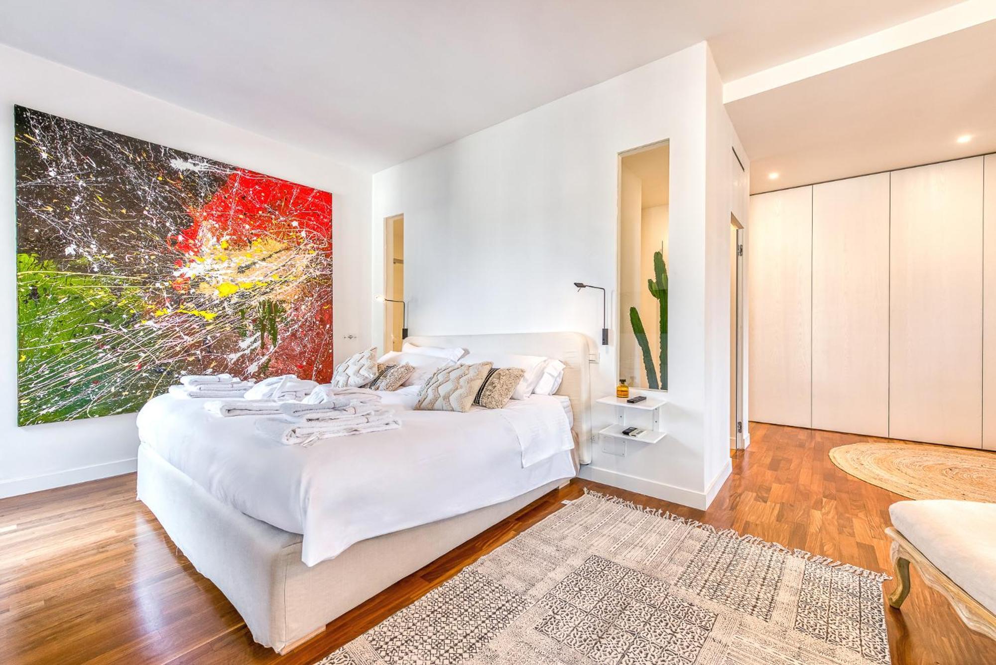 Skylife 360 Rooftop Penthouse Apartment