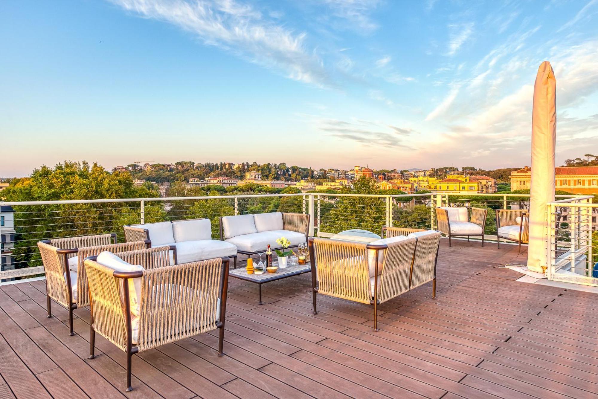 Skylife 360 Rooftop Penthouse * Rome