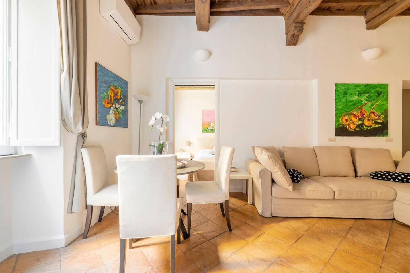 Apartment Mrbrown Vip In Piazza Navona