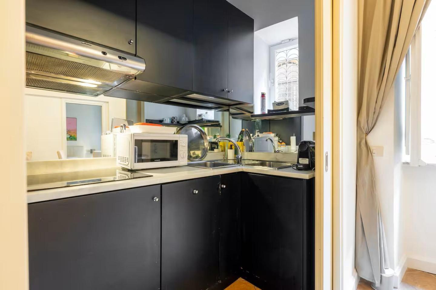 Apartment Mrbrown Vip In Piazza Navona Rome