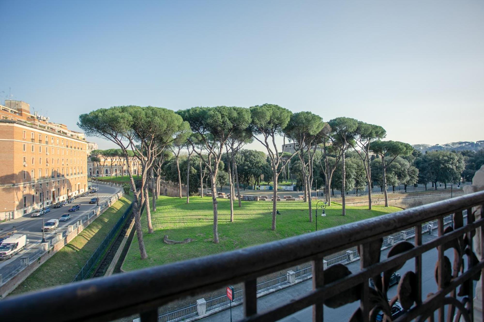Elegance And Style In The Heart Of Rome