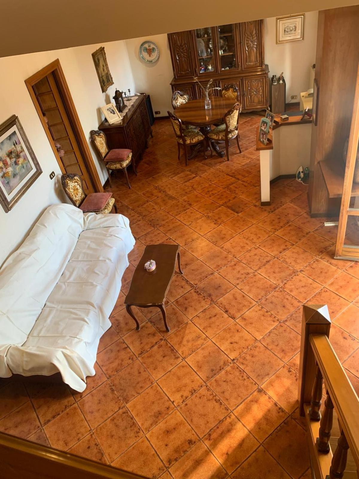 Grande Su Due Livelli Con Terrazza Apartment *