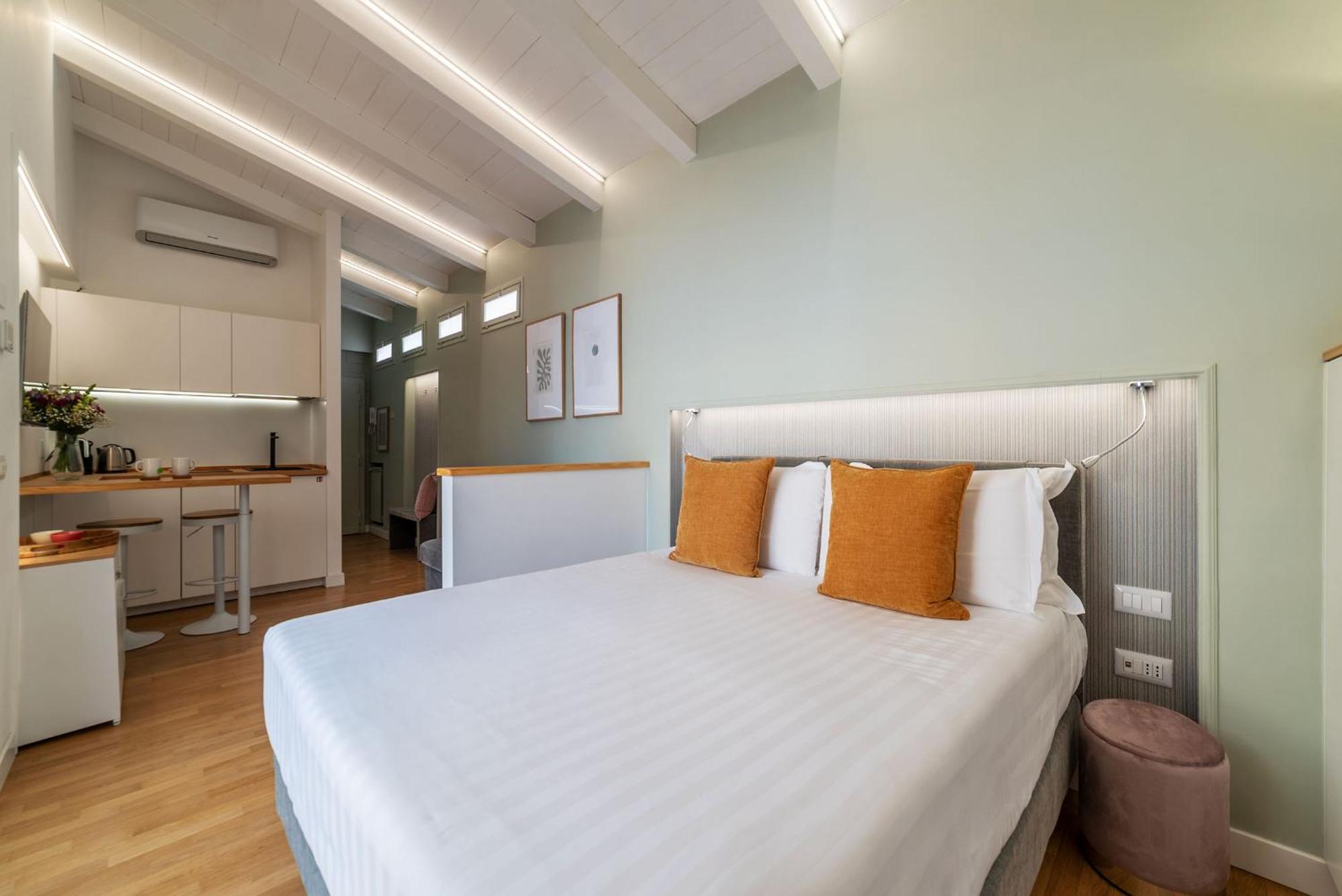 Appartamento Rasella 21 - Fromhometorome