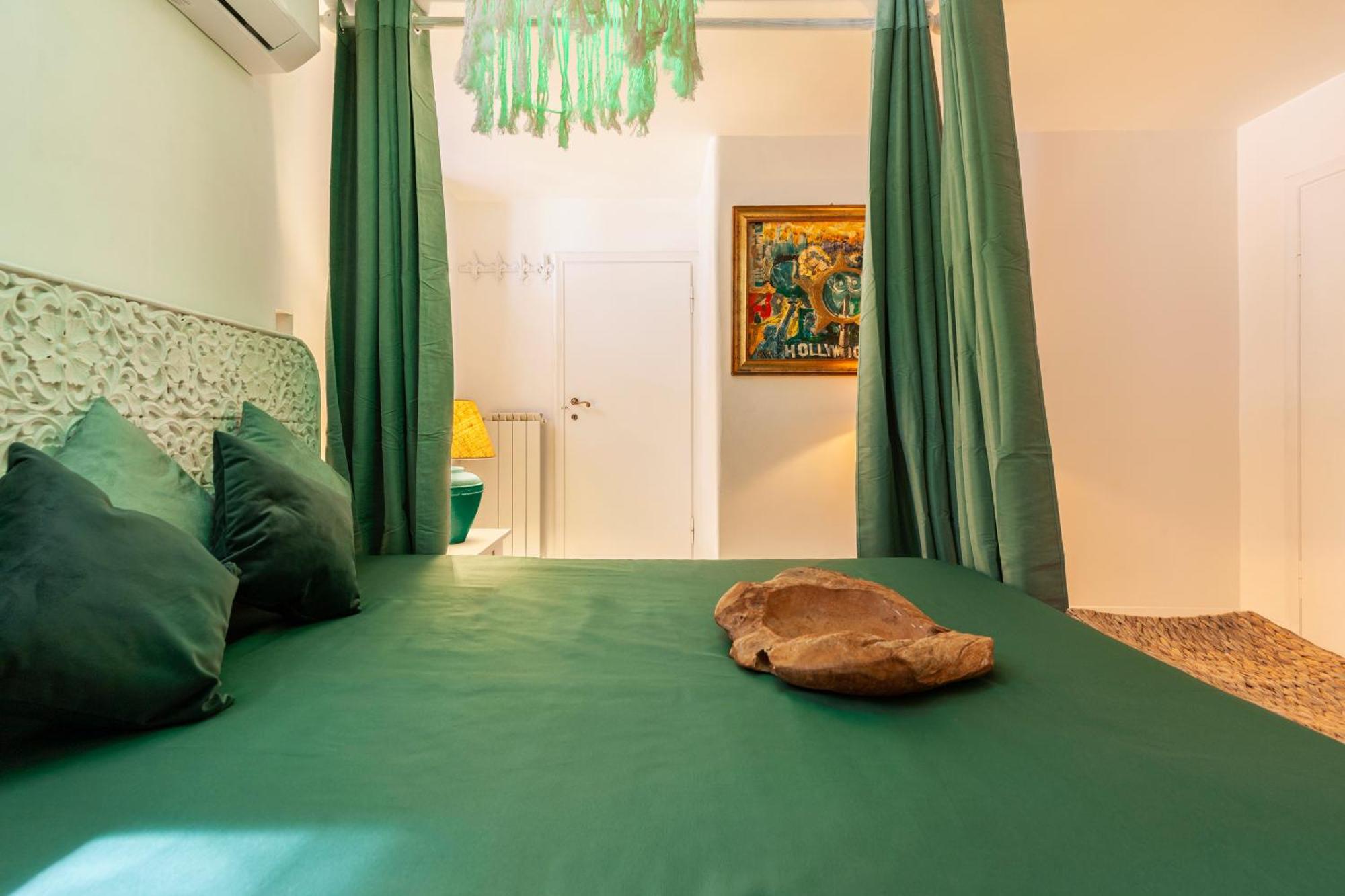 Piazza Navona Loft For 7 People * Rome