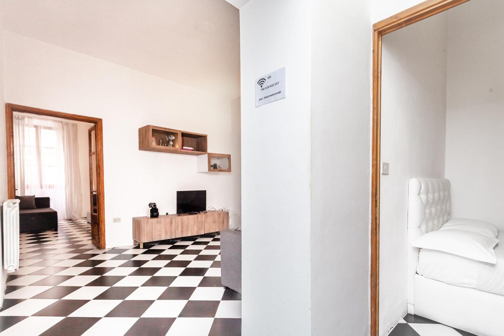Palazzo Sant'elena - By Openroma * Roma