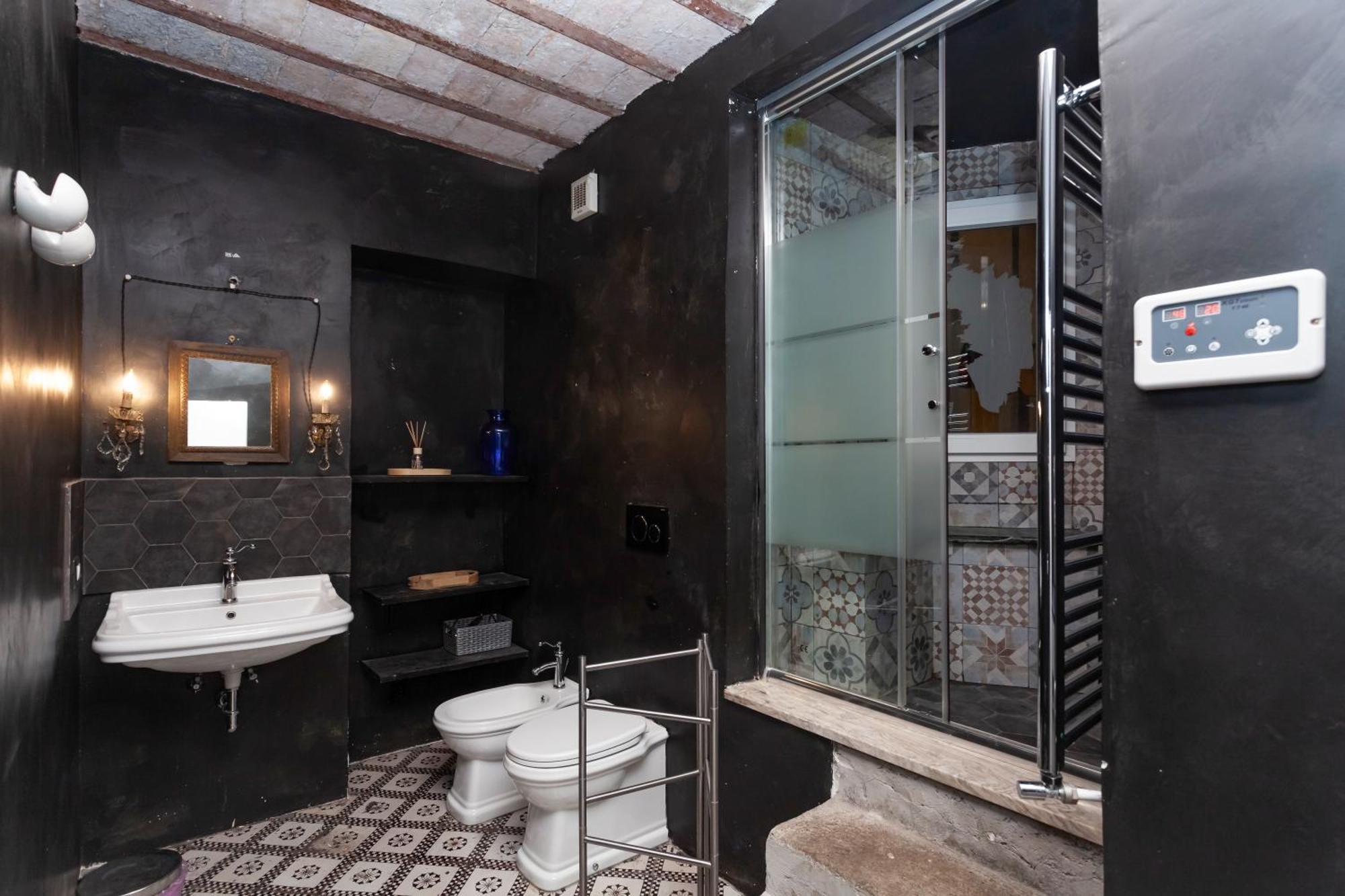 Palazzo Sant'elena - By Openroma Roma