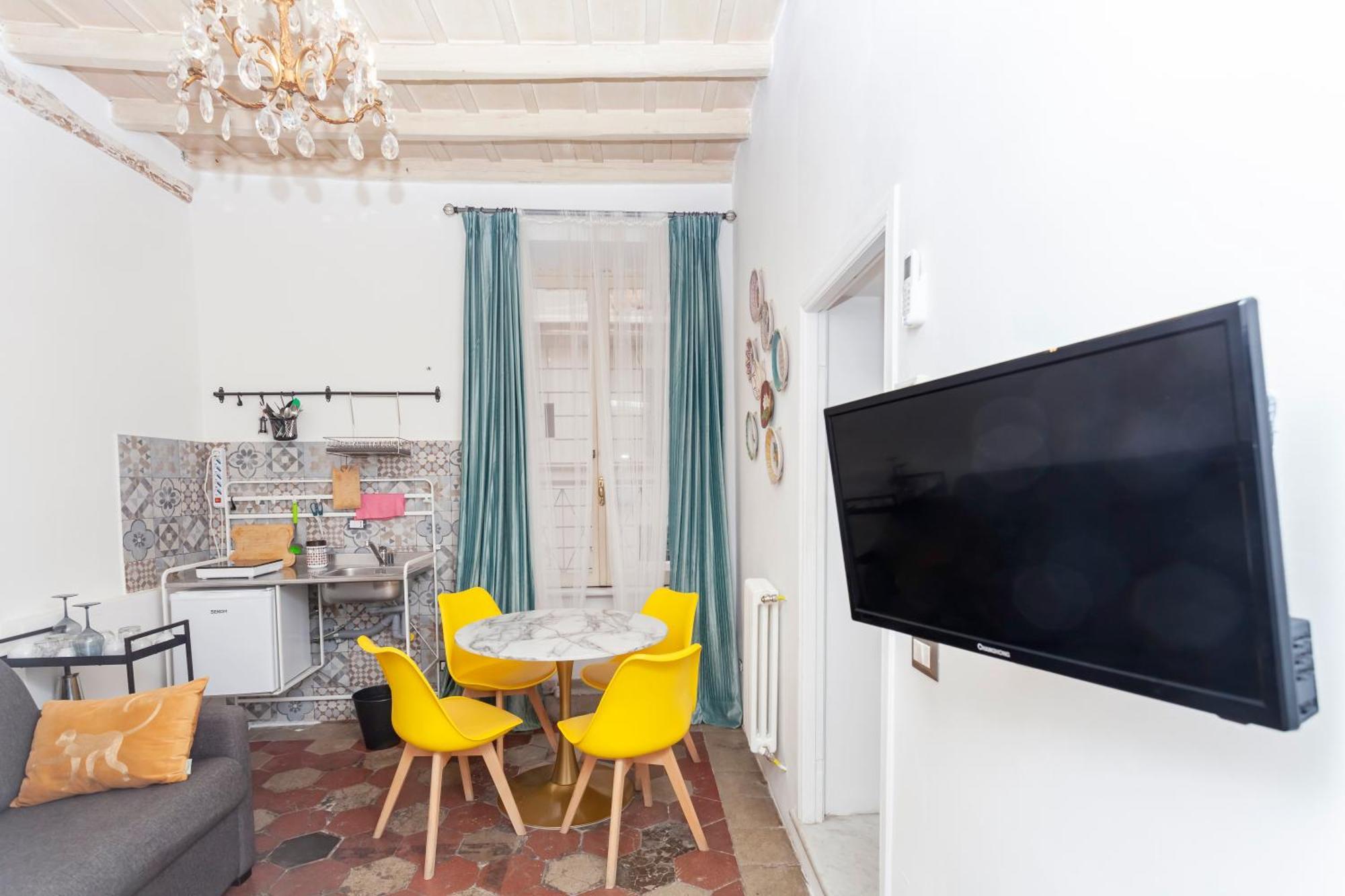 Palazzo Sant'elena - By Openroma * Roma