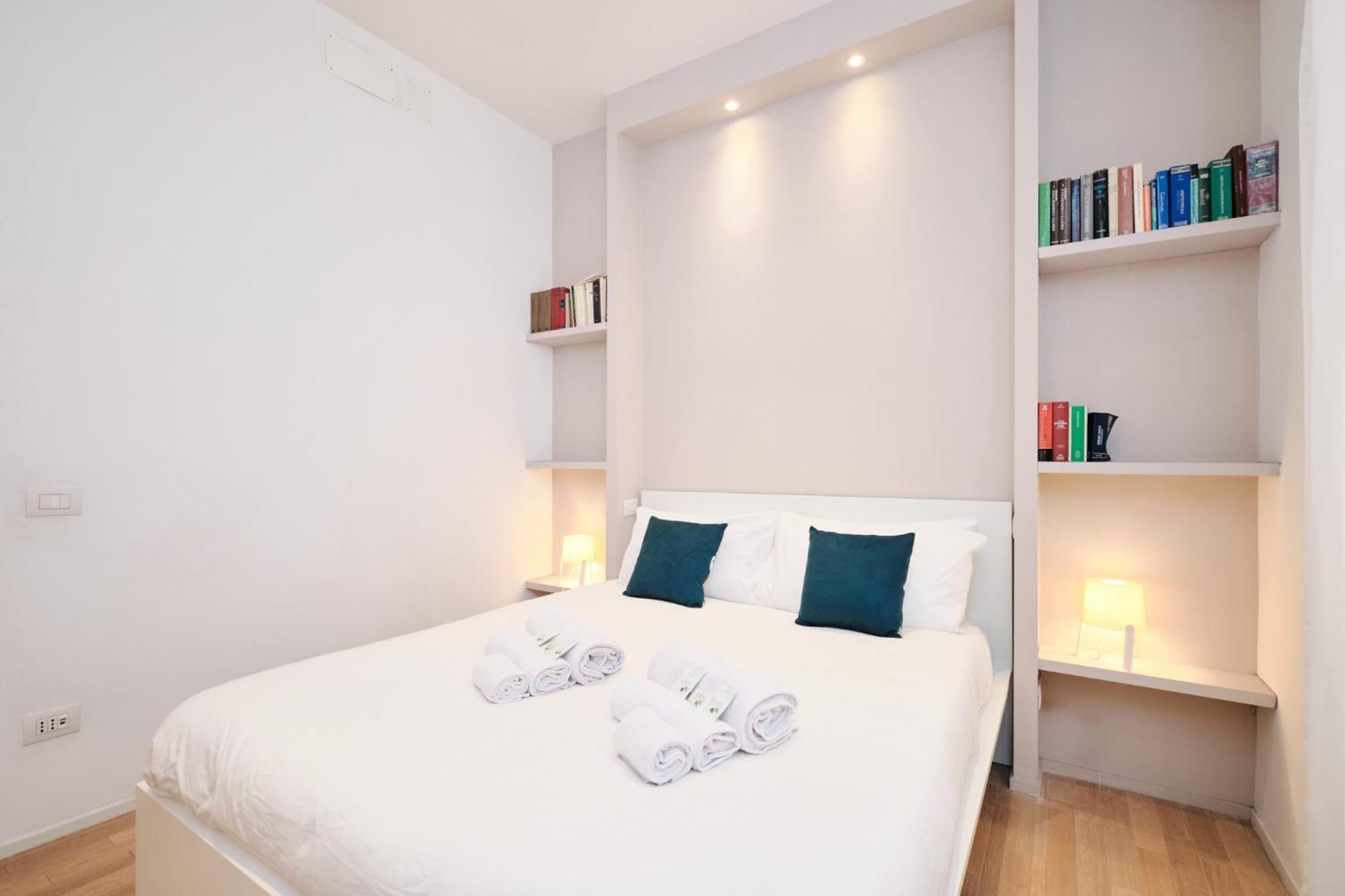 Elegant Near The Centre - Wi-fi & Netflix Free Apartment