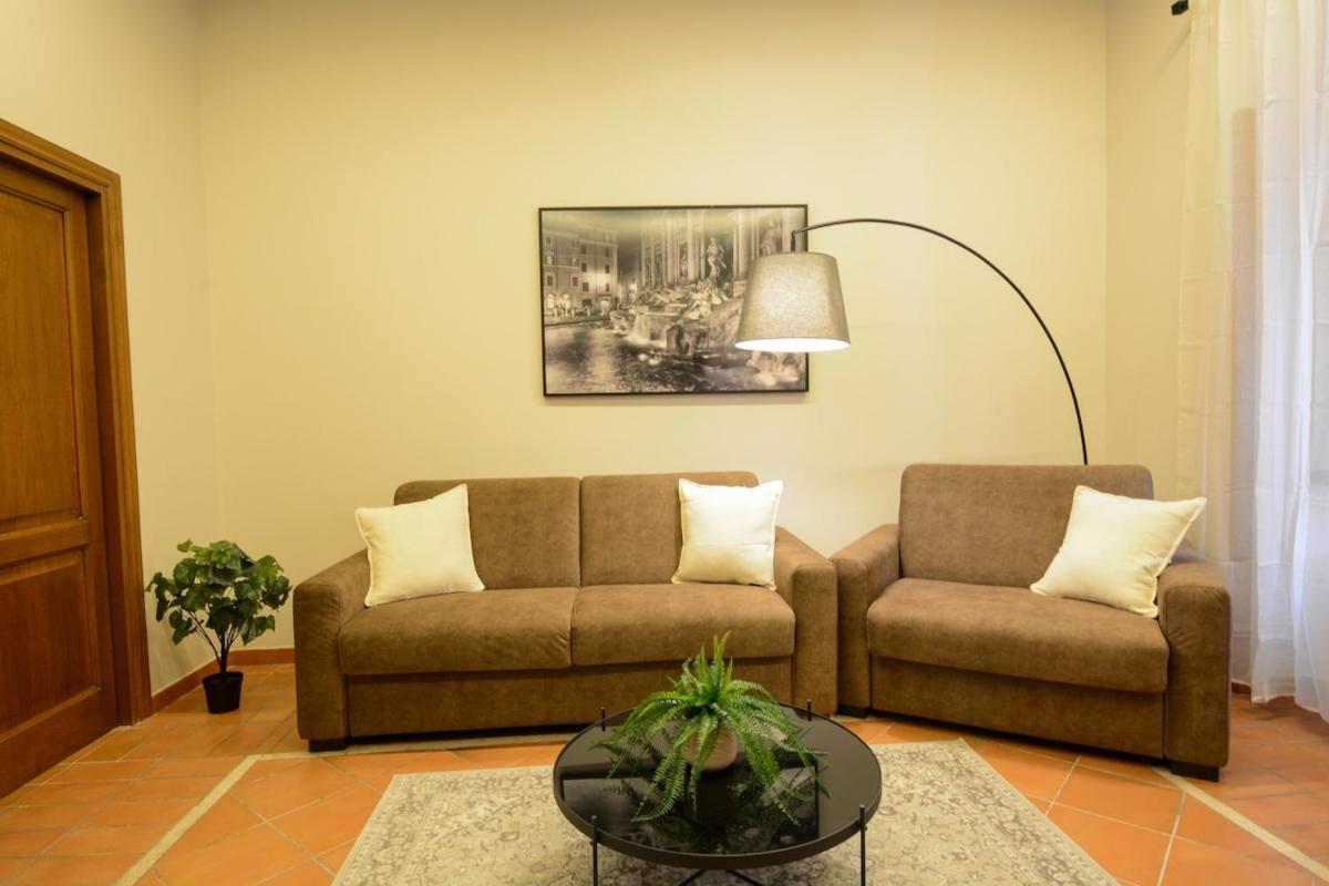 Apartment Elegant Prefetti Rome