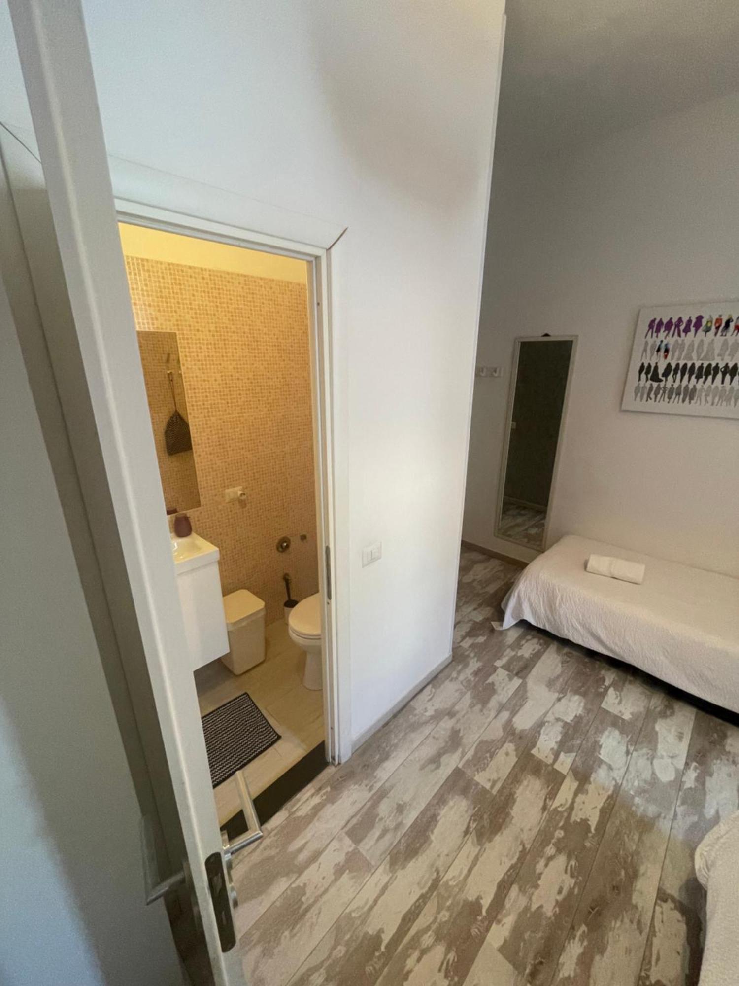Moshi Moshi Bed & Breakfast 3*