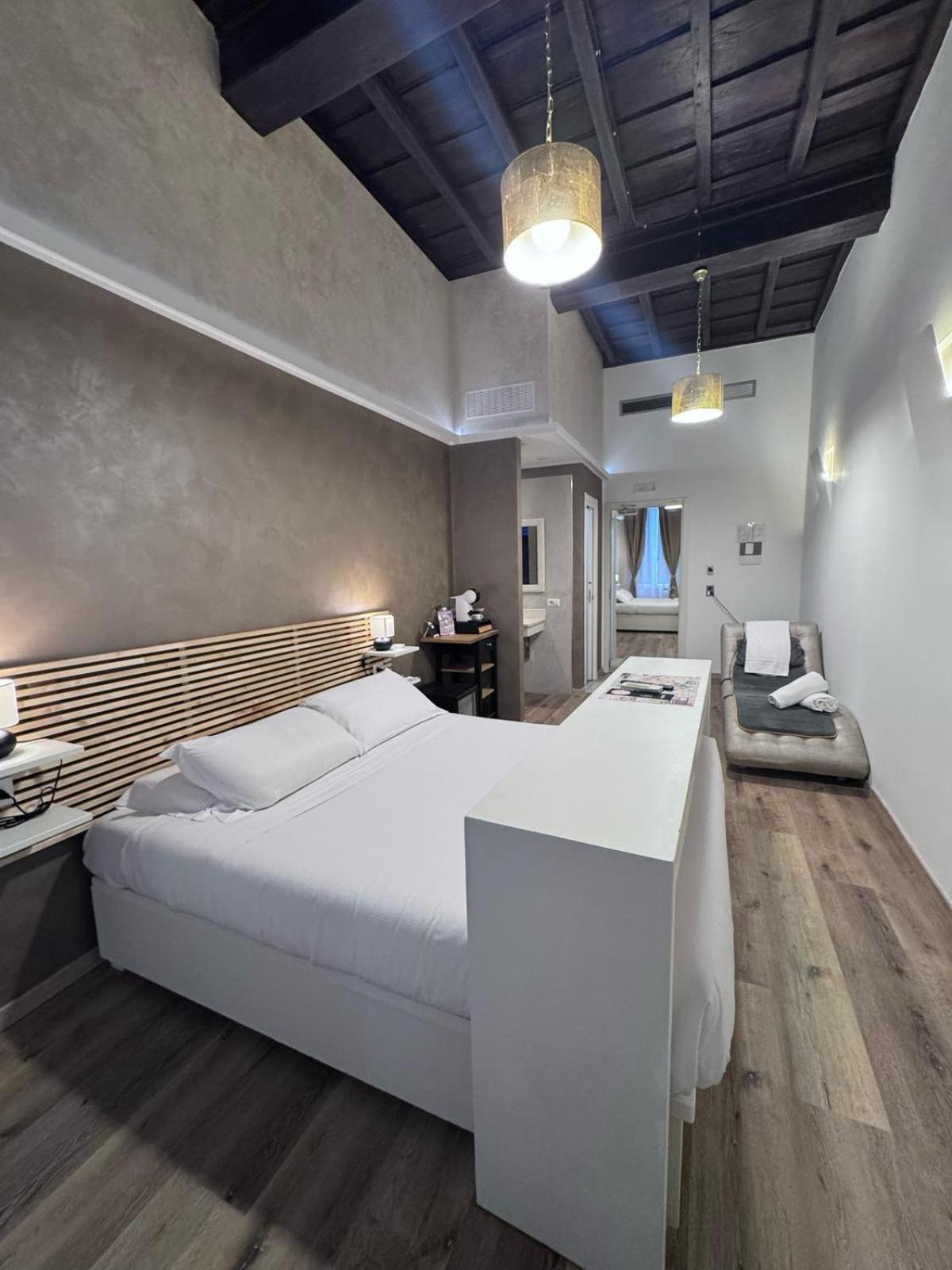 Couette-café Irooms Pantheon 4*