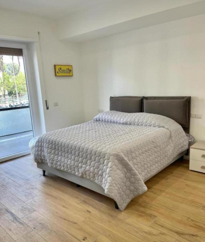 Pm 34 Viale Imperatore Guest House - 50 Mt From Metro San Paolo * Rome