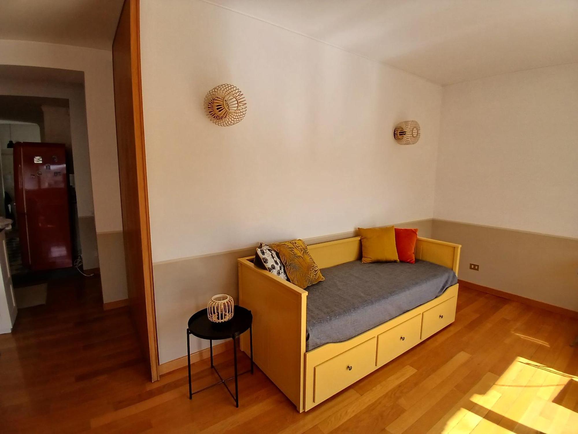Luce, Silenzio Ed Eleganza Nel Cuore Di Apartamento Roma