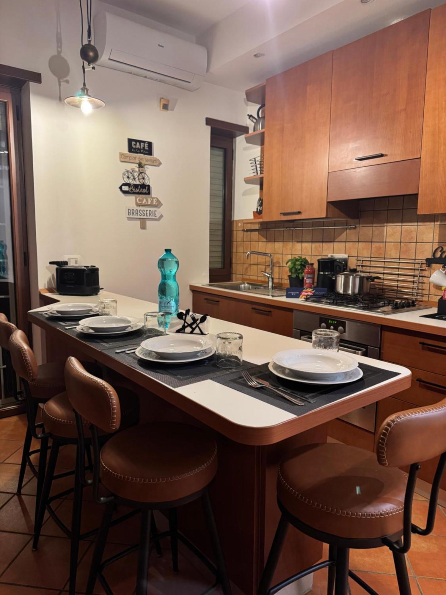 Welcoming Vatican Garden Apartment Rome
