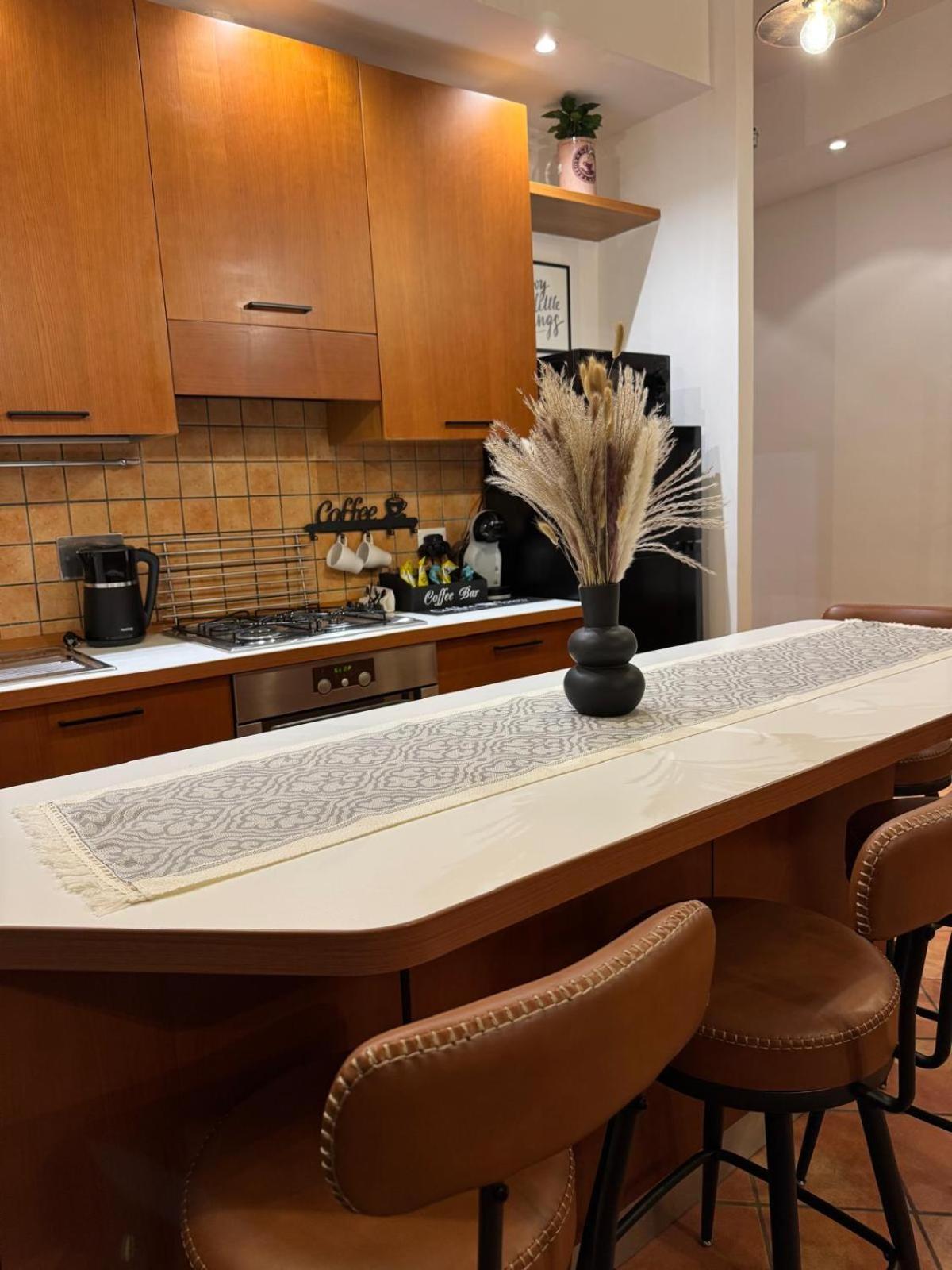 Welcoming Vatican Garden Apartment Rome