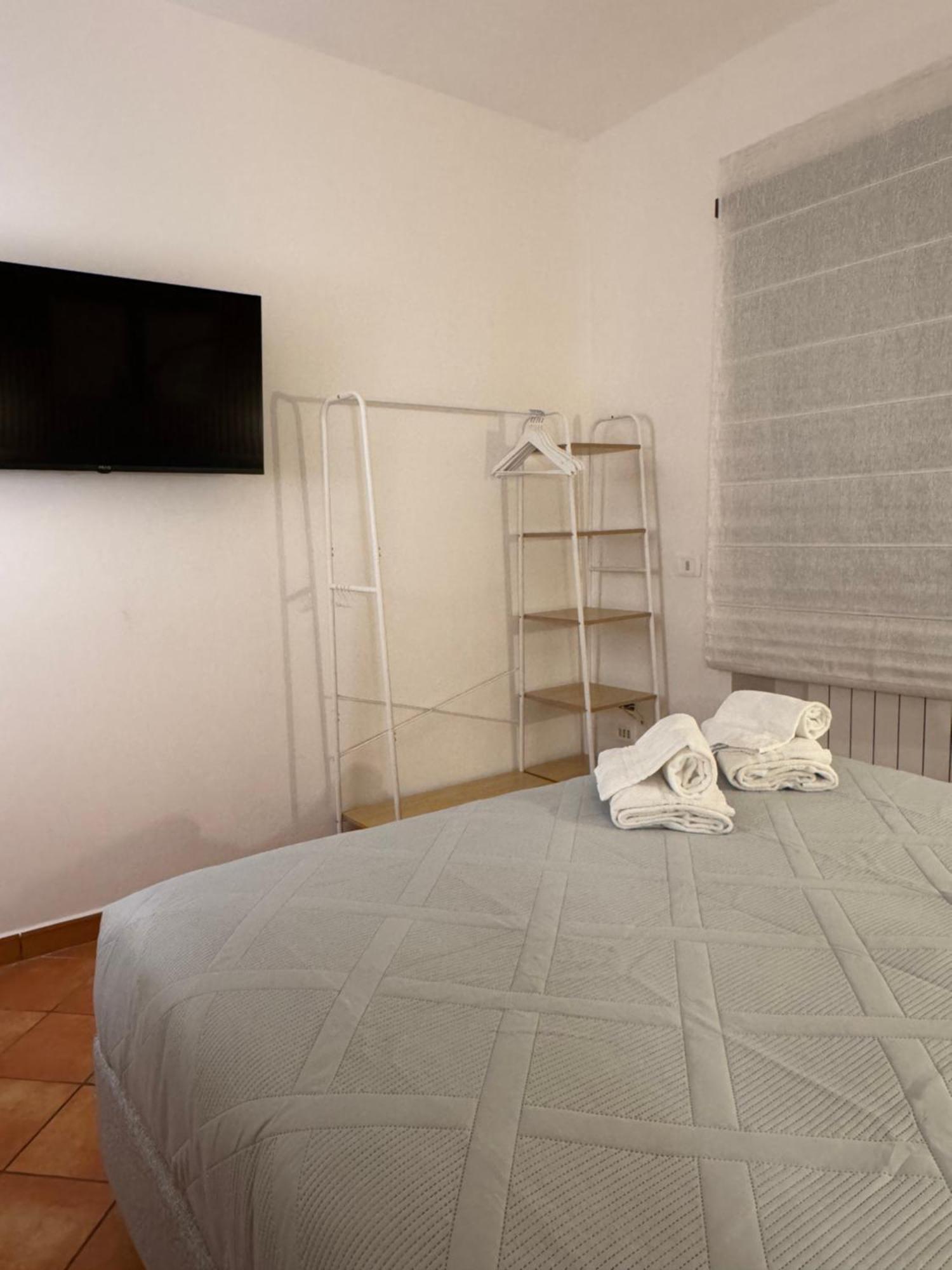 Welcoming Vatican Garden Apartment Rome