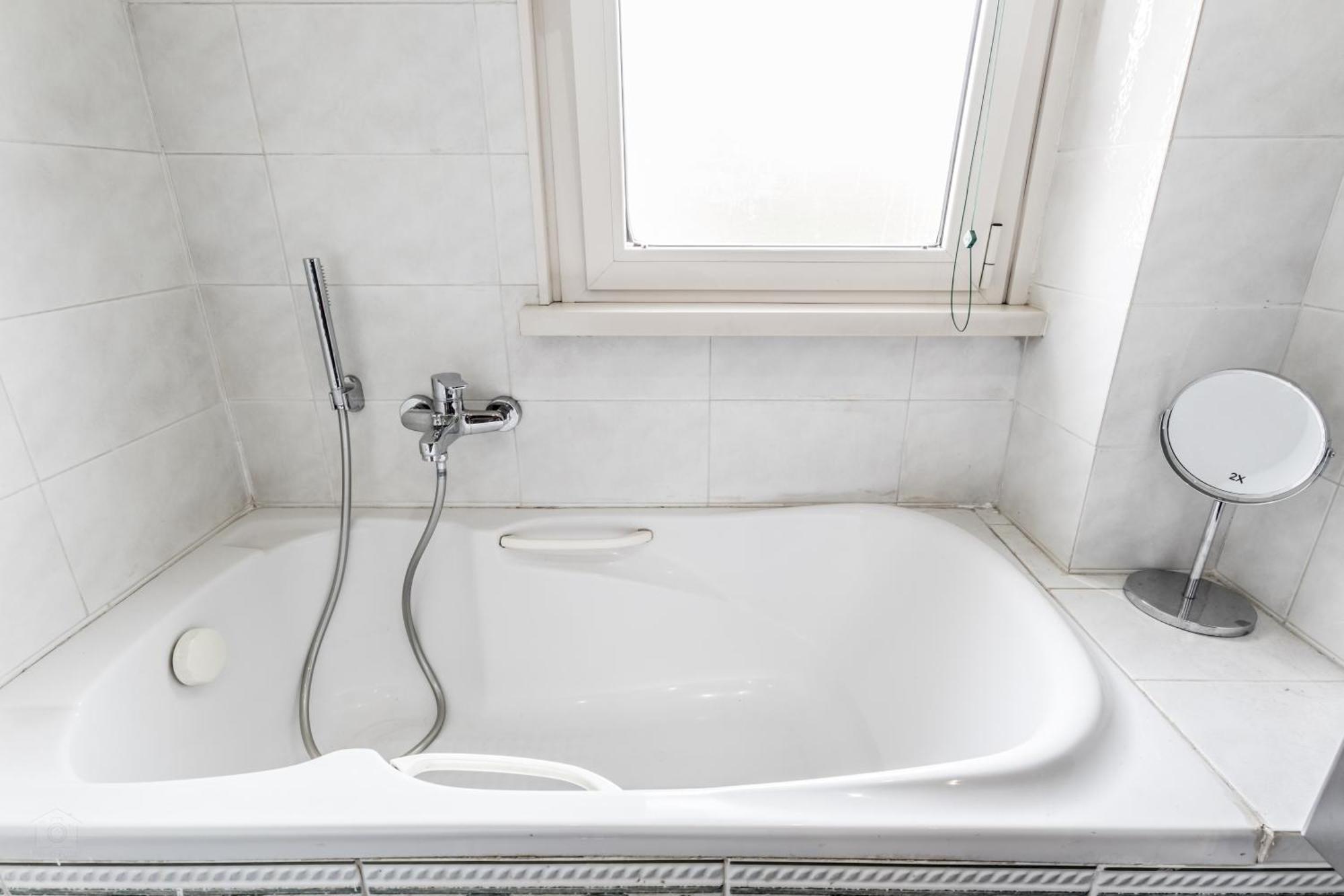 Herons Bright Close Metro Station Apartment Rome