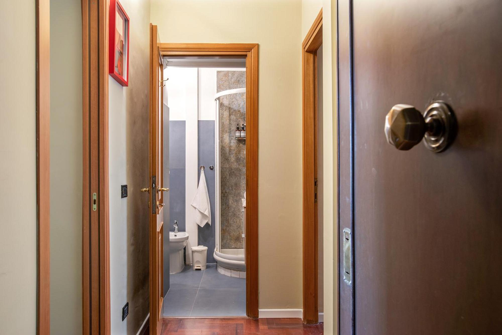 Appartement Elegant 1bdr Front The Subway Furio Camillo *