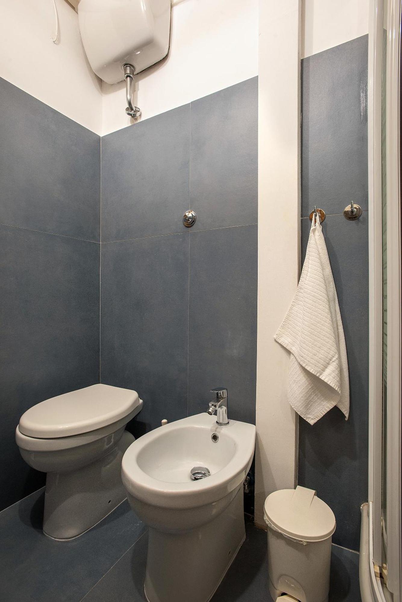 Appartement Elegant 1bdr Front The Subway Furio Camillo