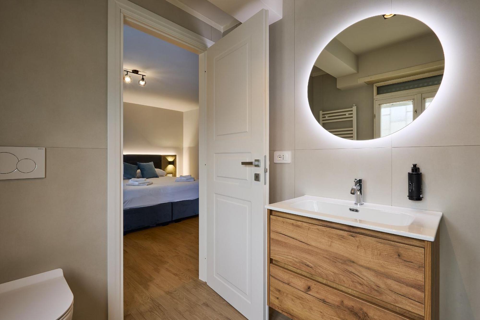 Relais Tiburtina Couette-café 2*