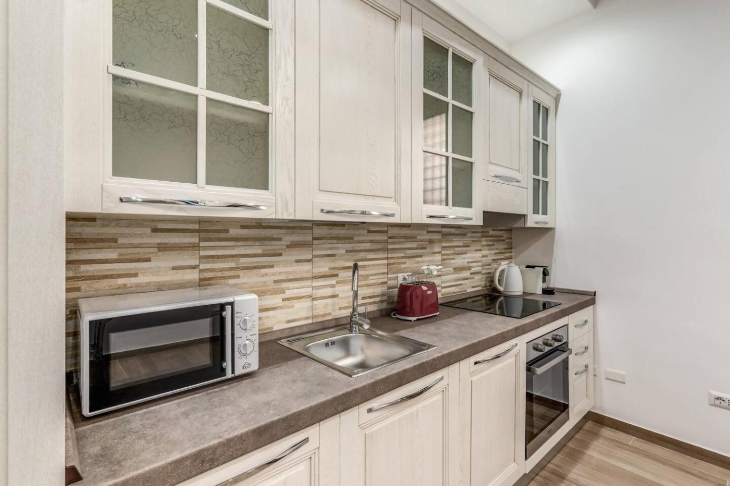 New Flat In Front Stpeter Square Apartment *