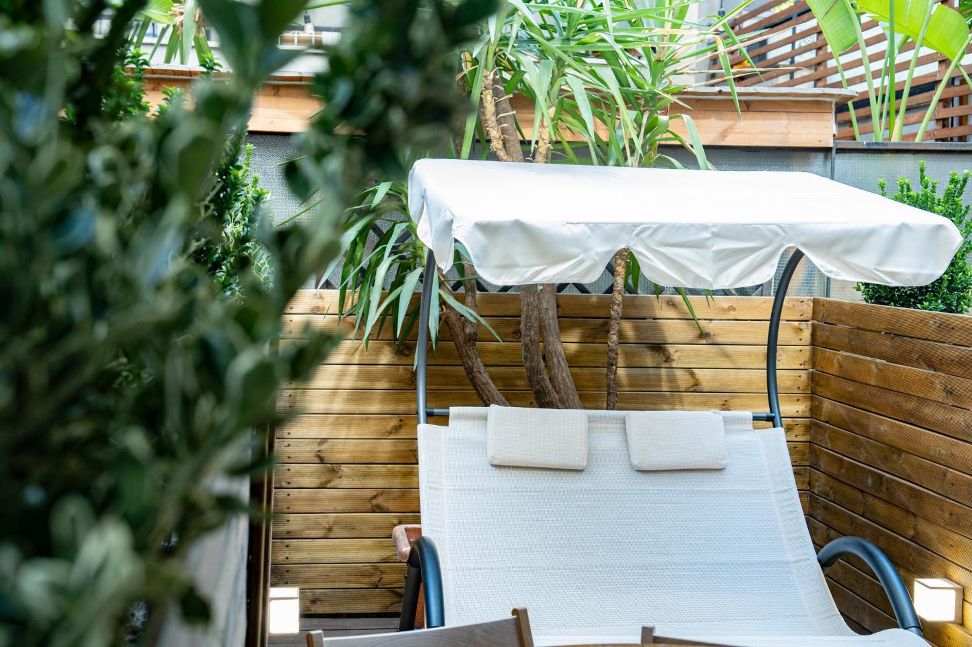 Olive Whisper Garden And Sauna *