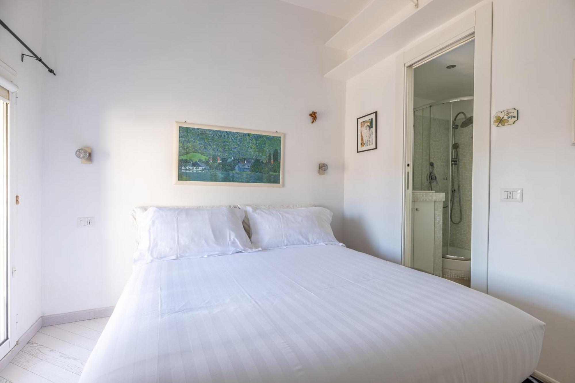 Dante Secret Apartment *