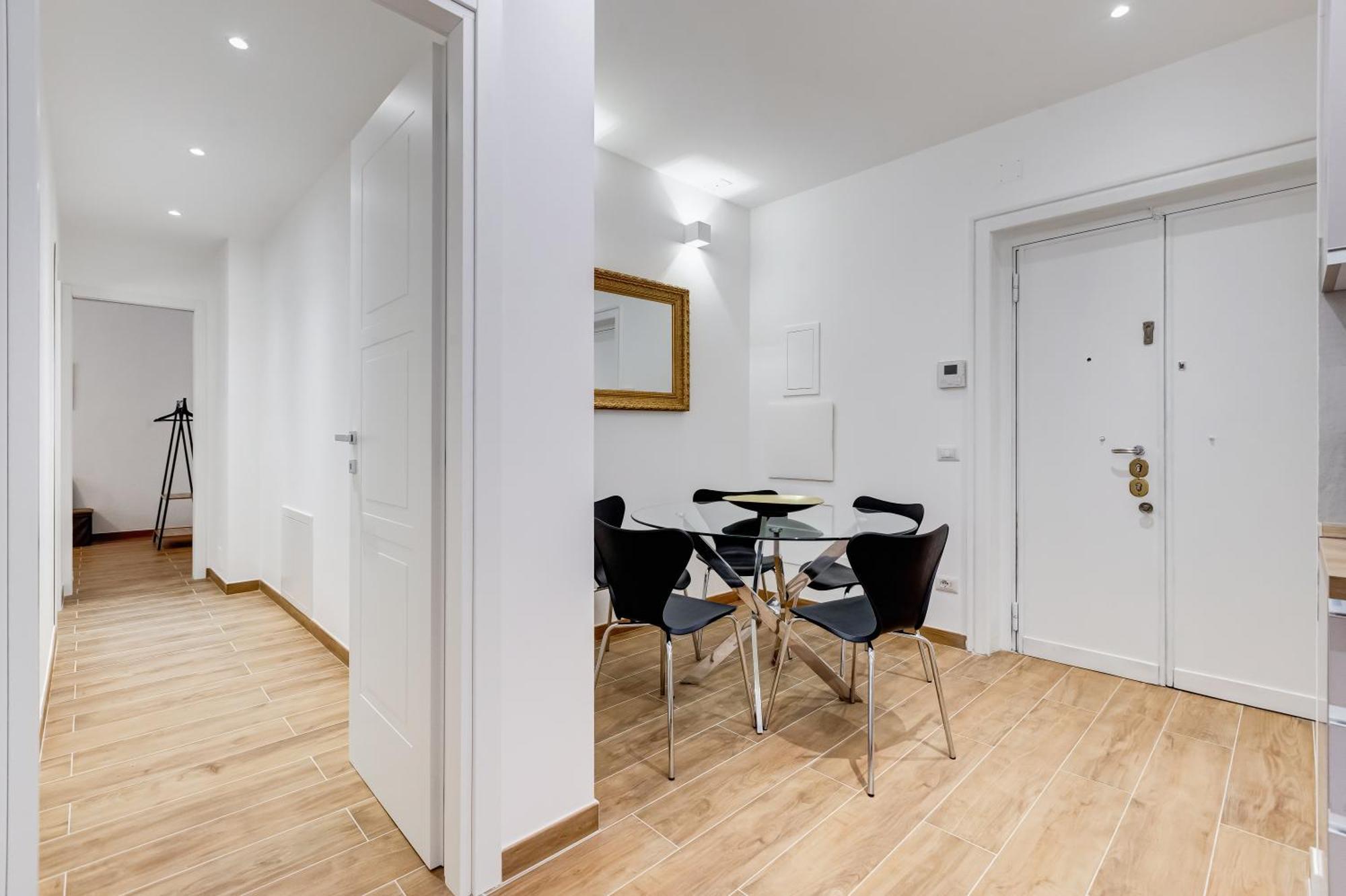 Apartment Vatican With 2 Bathrooms And Terrace *
