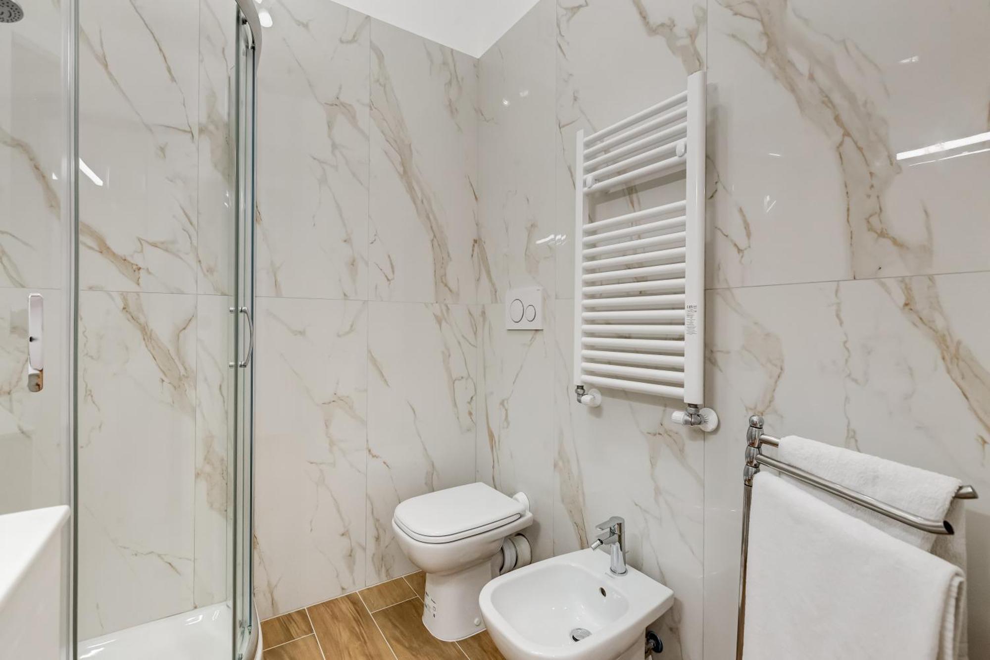 Apartment Vatican With 2 Bathrooms And Terrace *